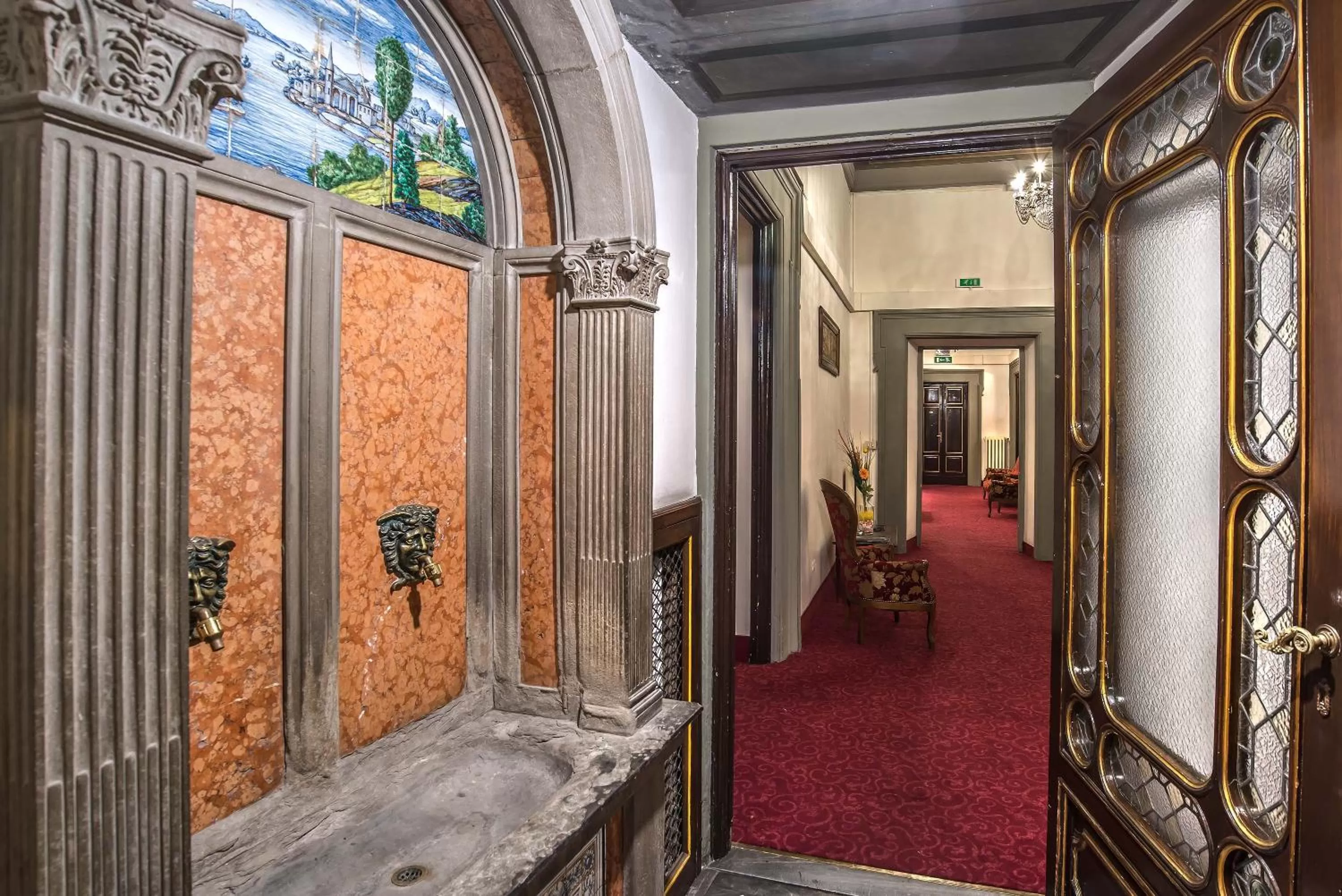 Decorative detail in Hotel Paris