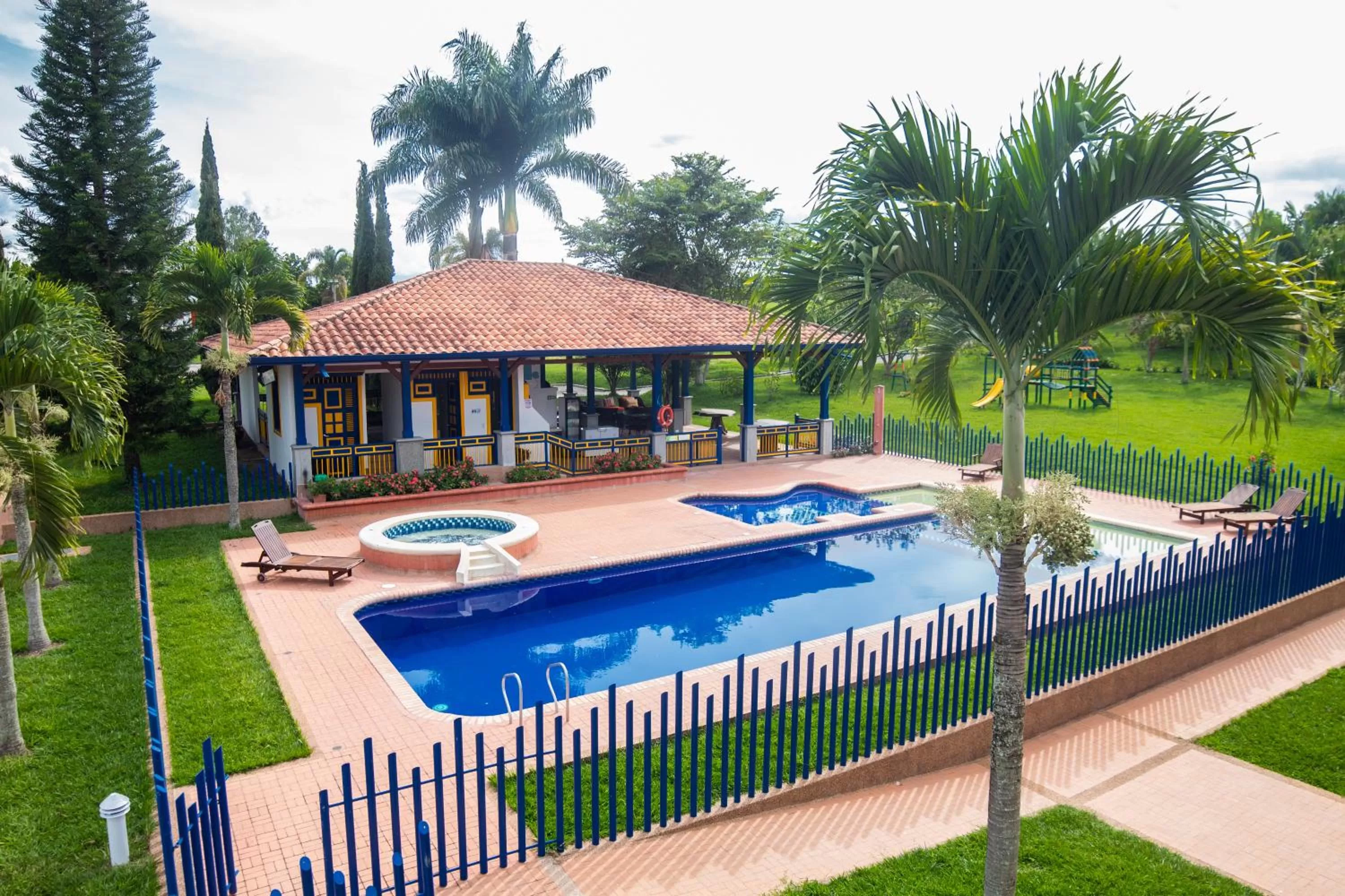 Pool view in La Herencia Hotel