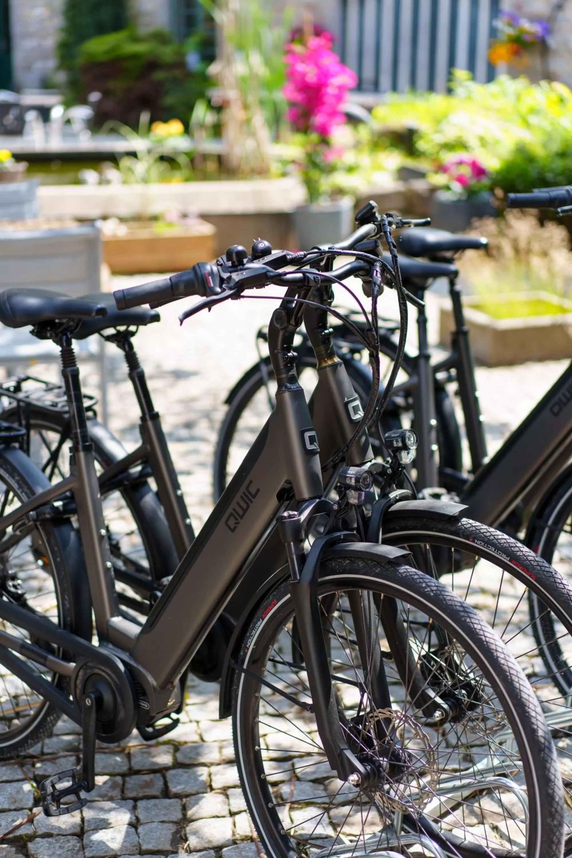Property building in Hotel Les Jardins De La Molignée