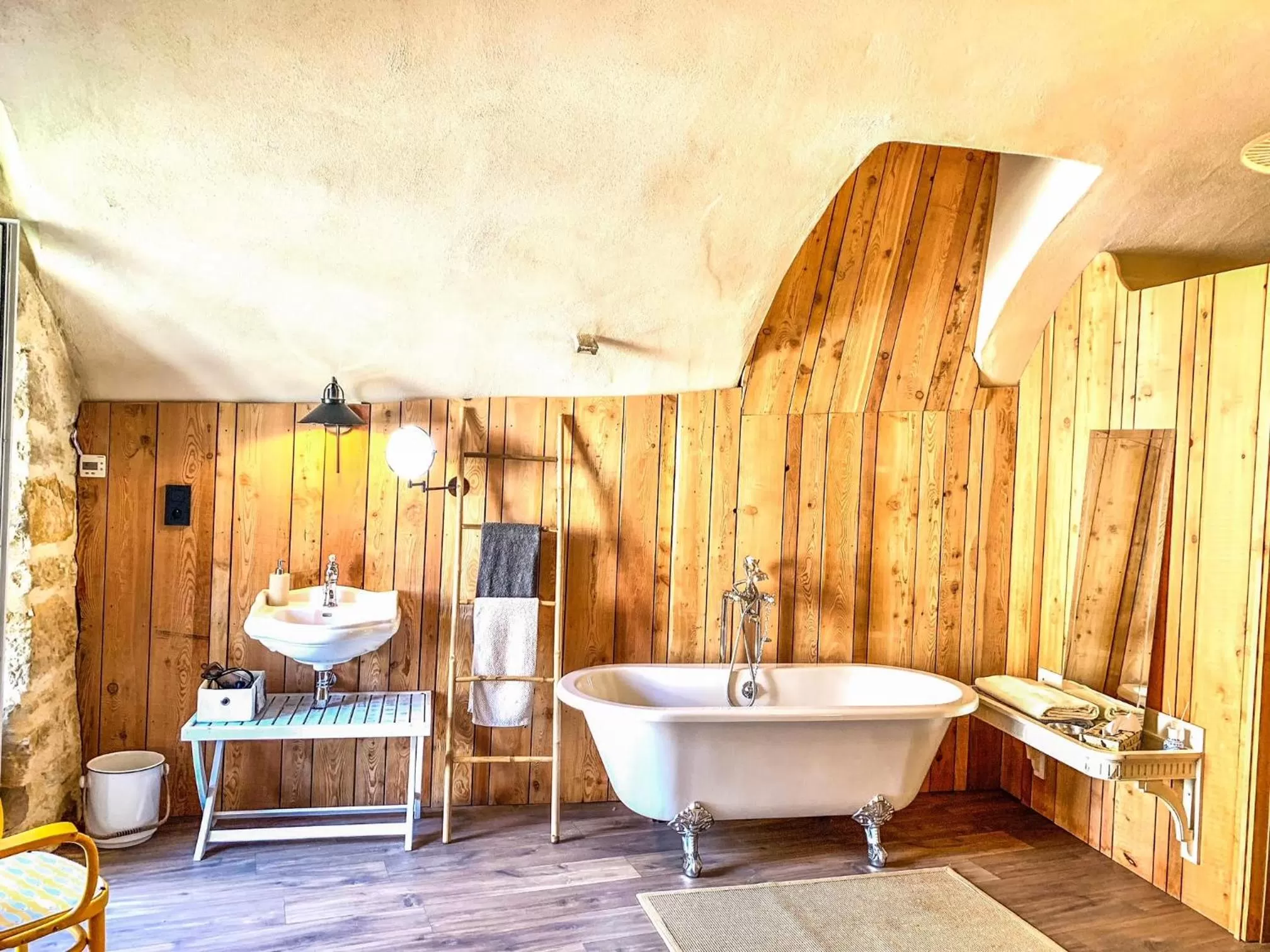 Bathroom in Les Volets Rouges