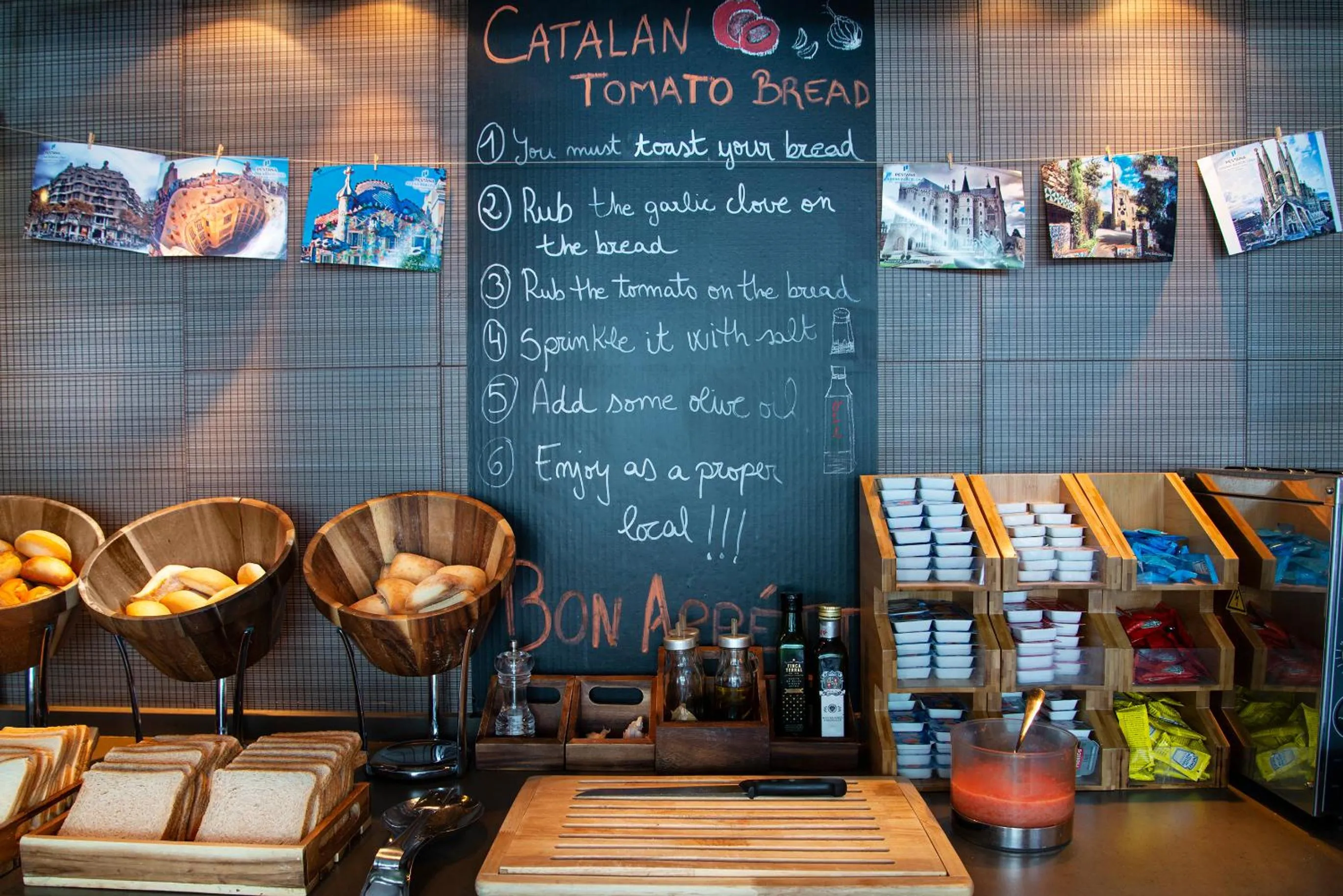 Restaurant/places to eat in Pestana Arena Barcelona