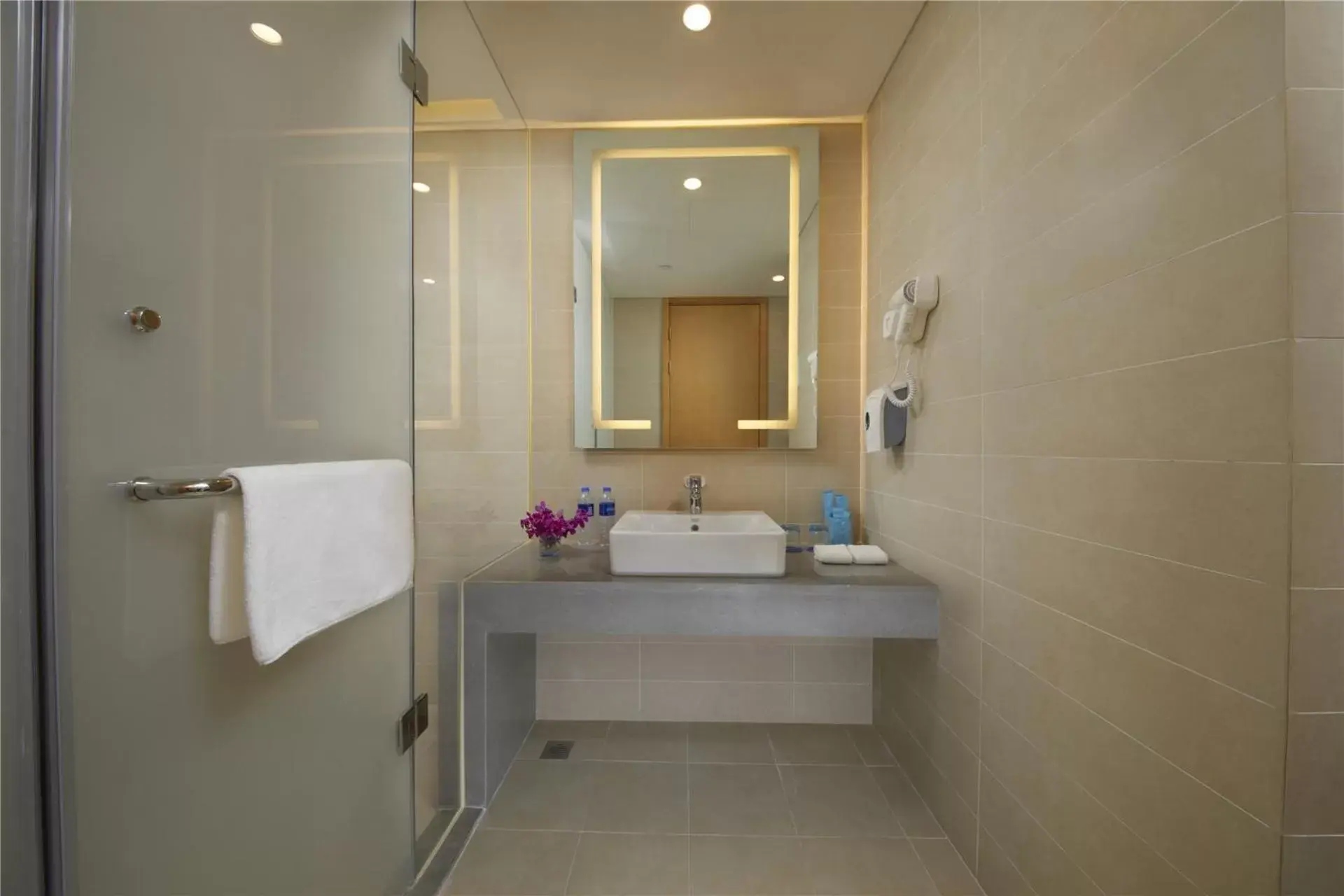 Standard Twin Room in Holiday Inn Express Zhengzhou Zhengdong by IHG Standard Twin Room in Holiday Inn Express Zhengzhou Zhengdong by IHG