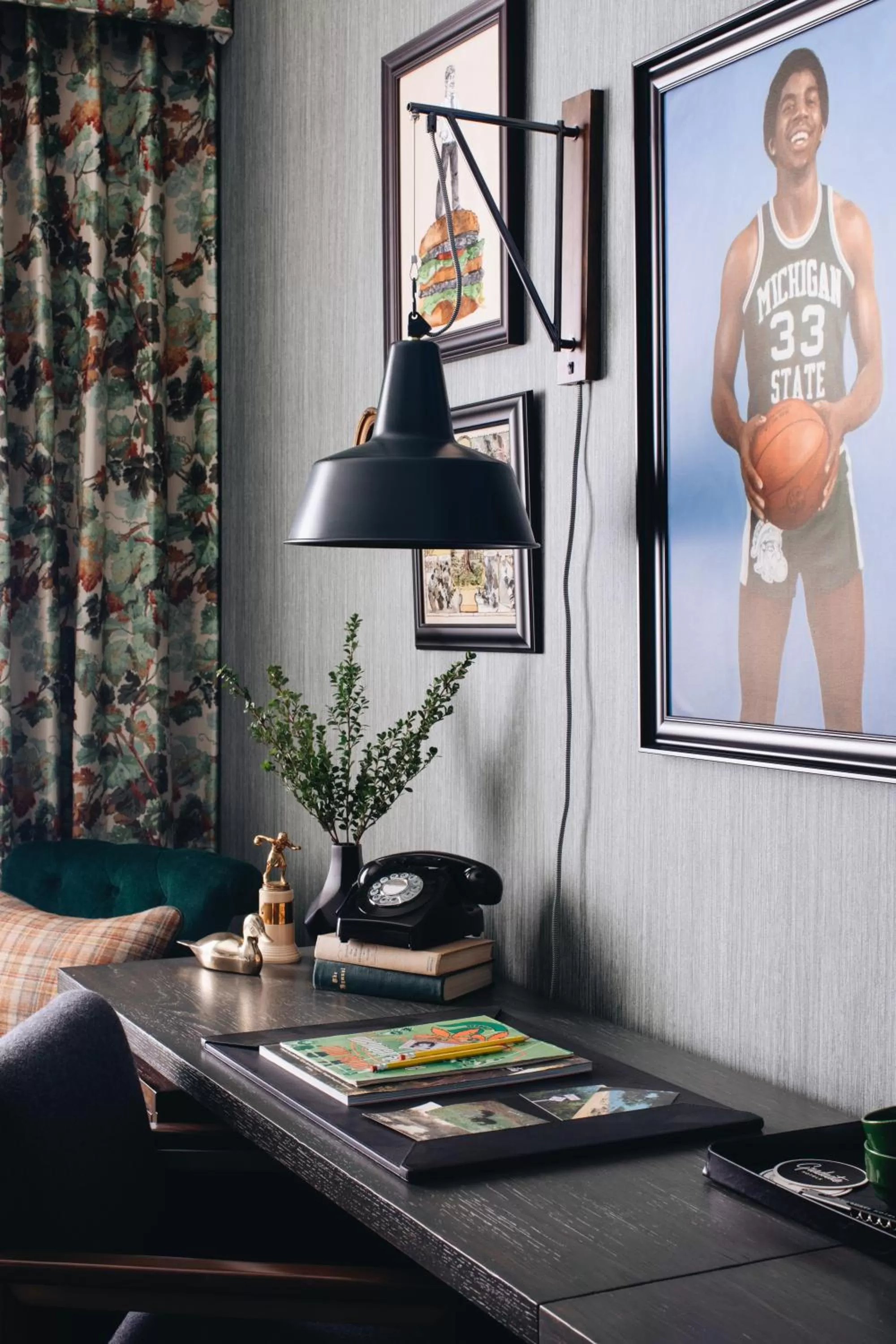 Decorative detail in Graduate by Hilton East Lansing