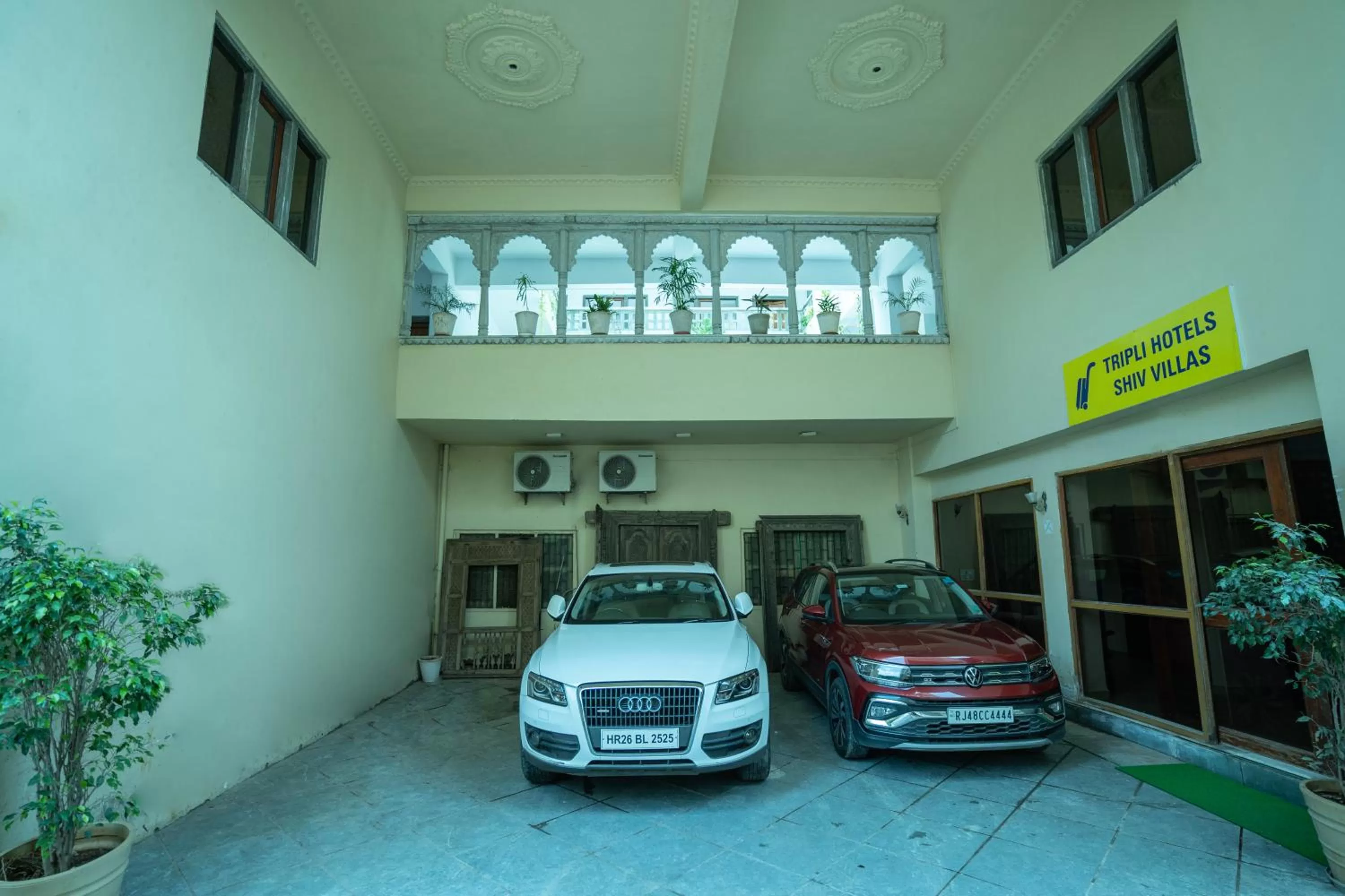 Parking in Tripli Hotels Shiv Villas