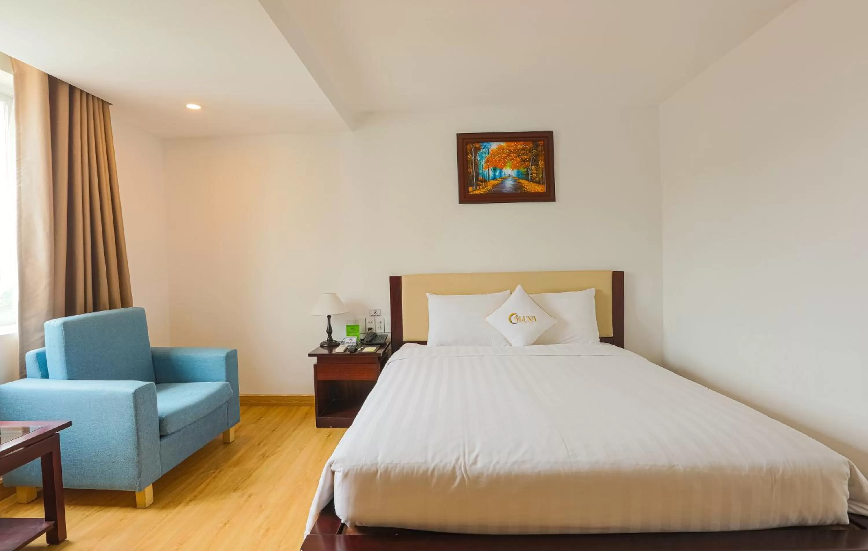 Bed in ALUNA Ben Thanh Hotel