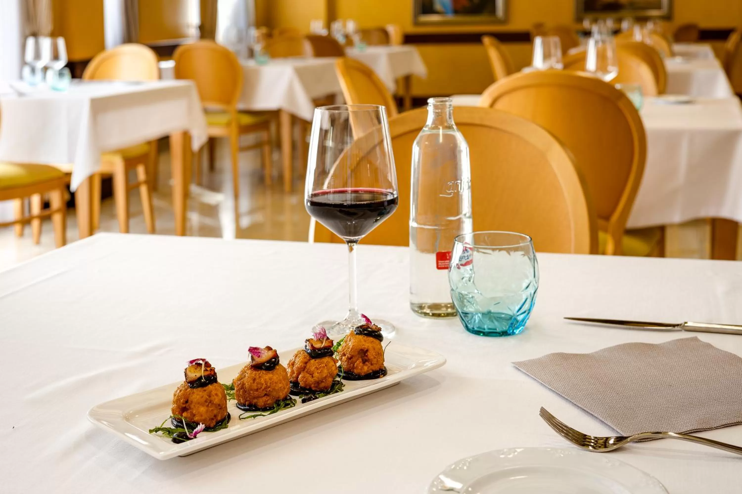 Food and drinks in Daniya Denia Spa & Business 4*