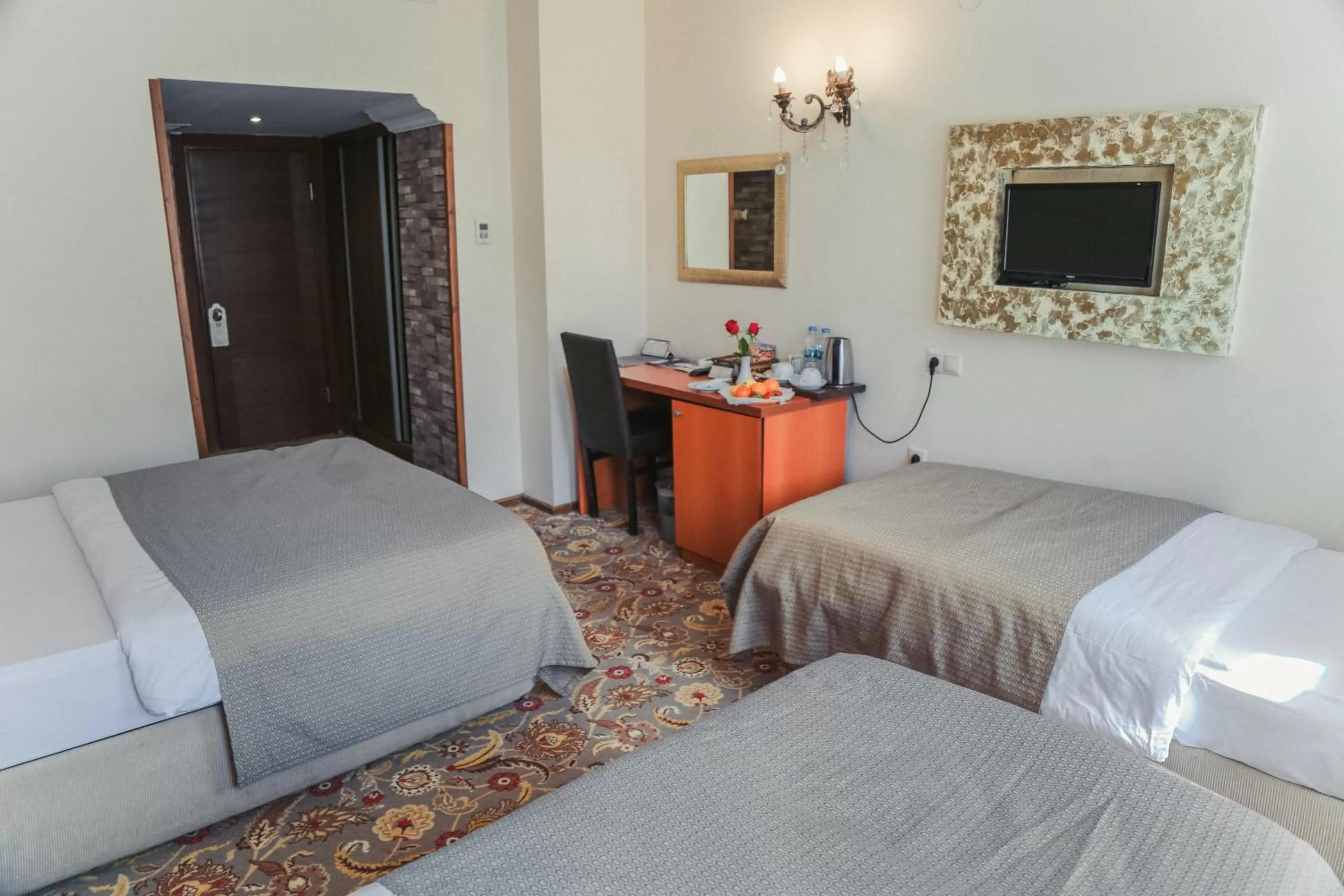 TV and multimedia, Bed in TS Park Hotel