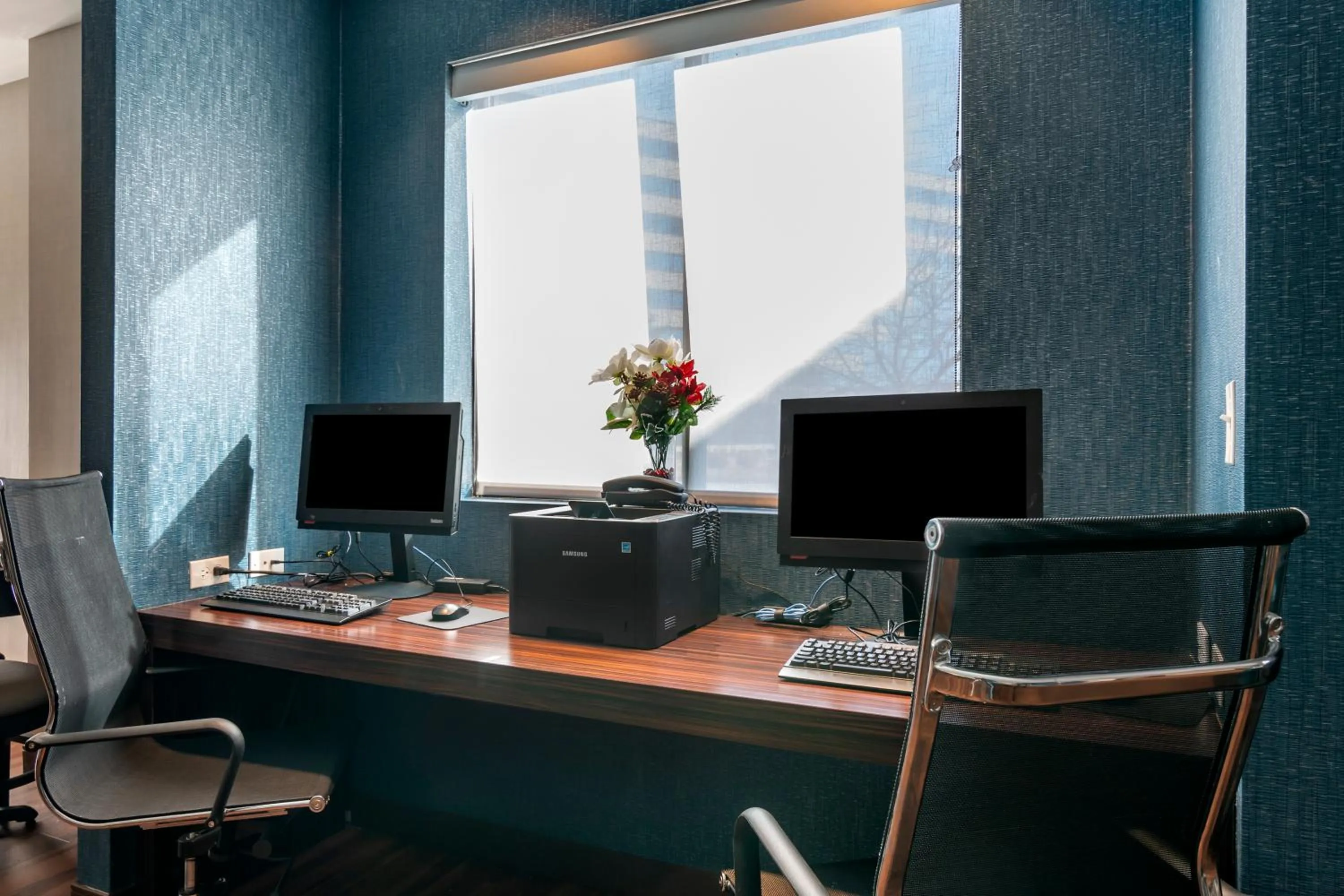 Business facilities in MainStay Suites St Louis Airport