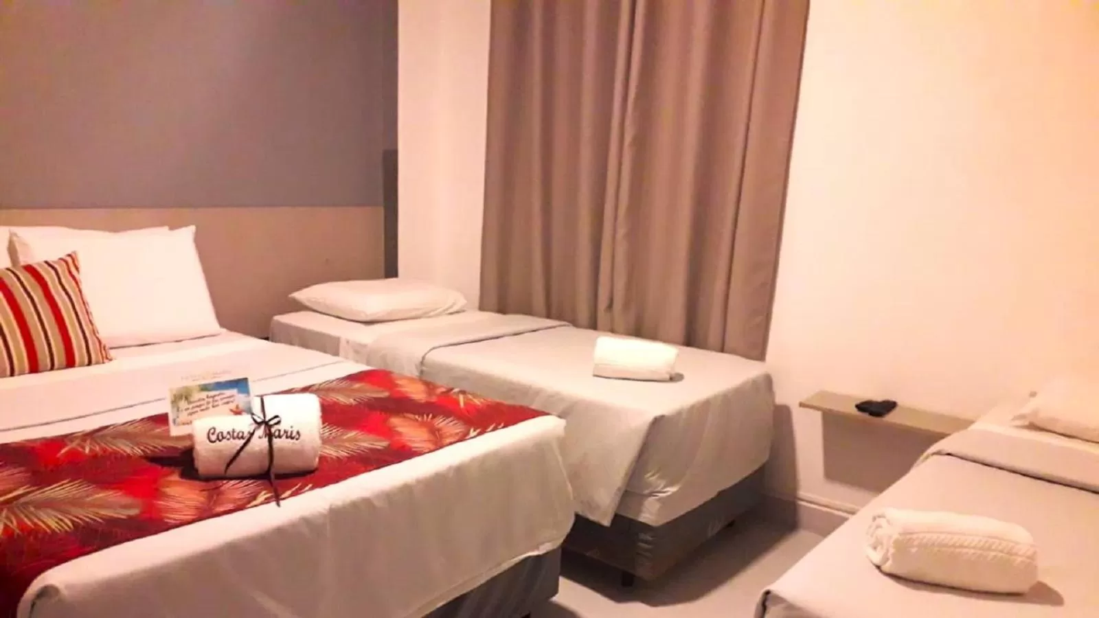 Bed in Costa Maris Beach Hotel Frente Mar