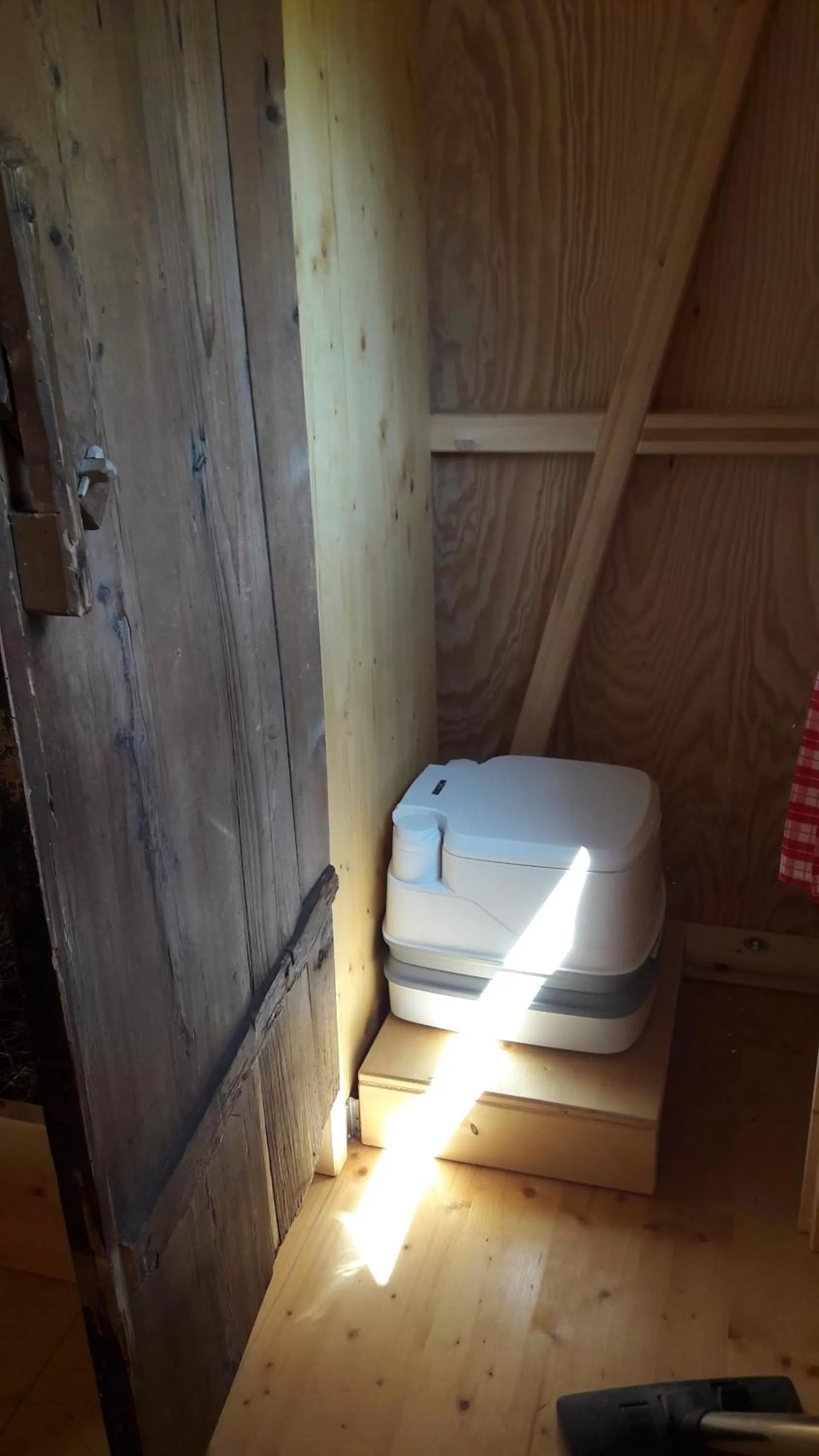 Toilet in Bnbetschart