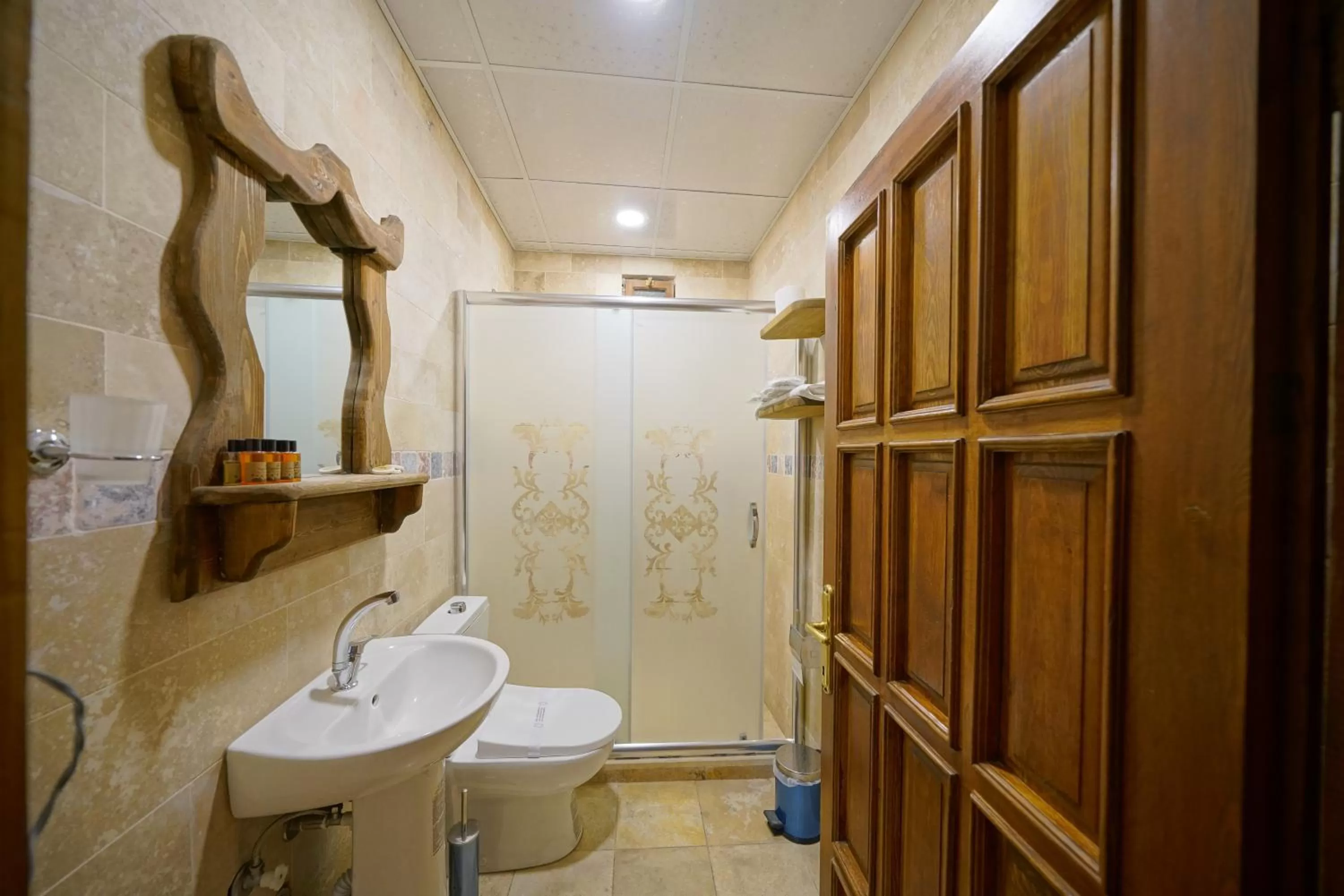 Bathroom in Arch Palace