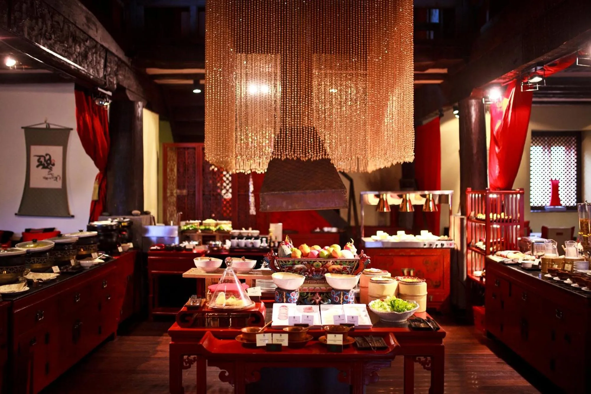 Buffet breakfast in Banyan Tree Ringha