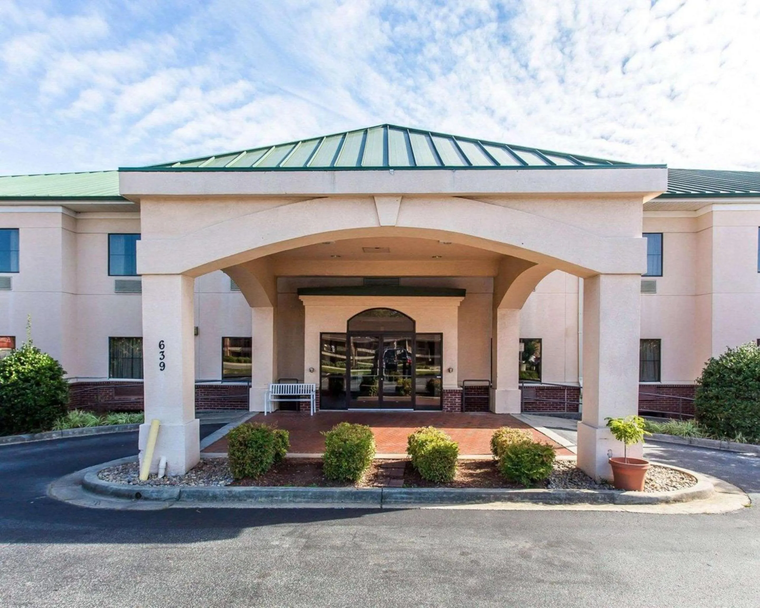 Property building in Econo Lodge Inn & Suites Marietta near Dobbins ARB