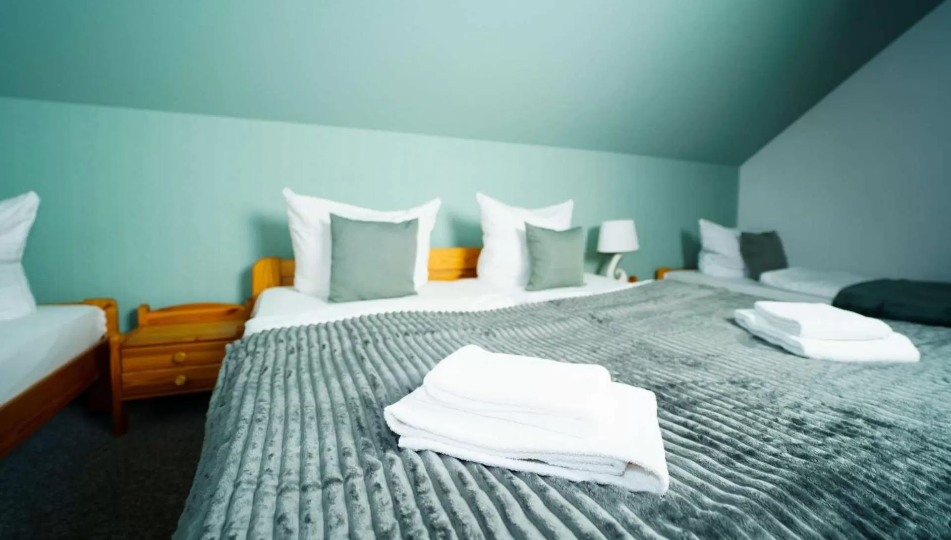 Bed in Bestwaner Hotel