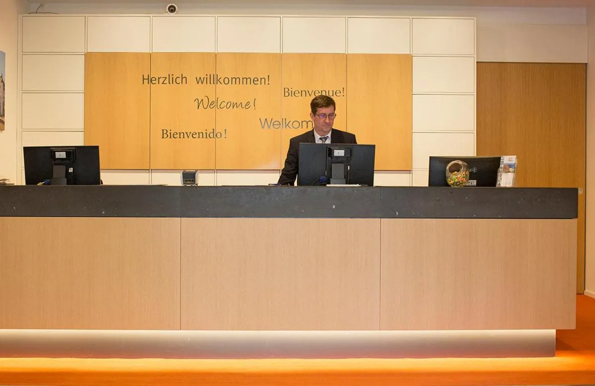 Lobby or reception in City-Hotel Kurfürst Balduin