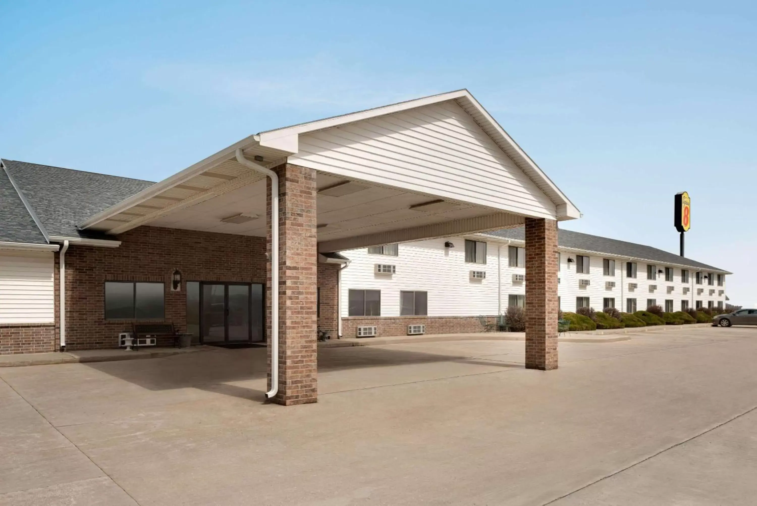 Super 8 by Wyndham Bethany MO Super 8 by Wyndham Bethany MO