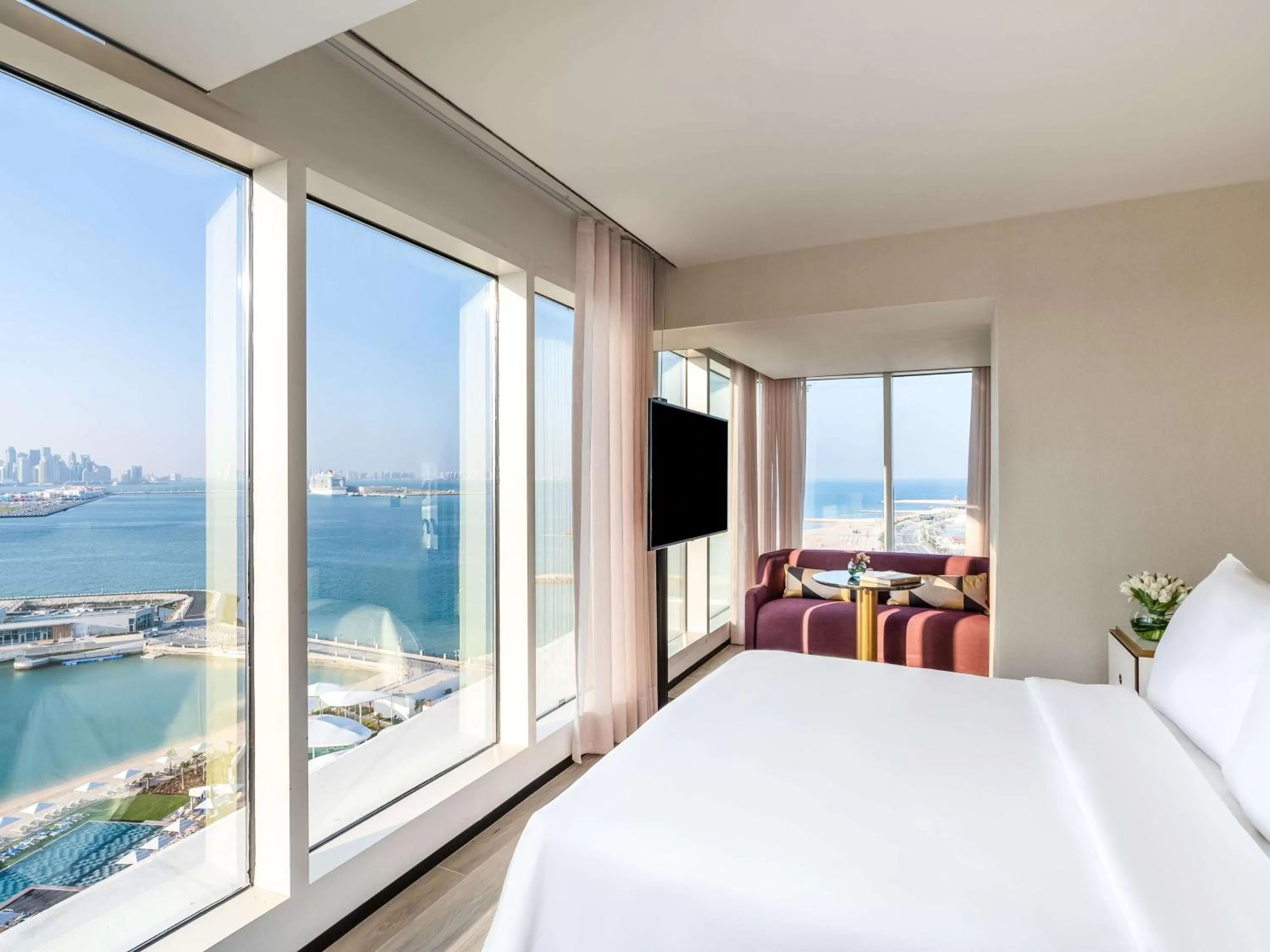 Bedroom, Bed in Rixos Gulf Hotel Doha