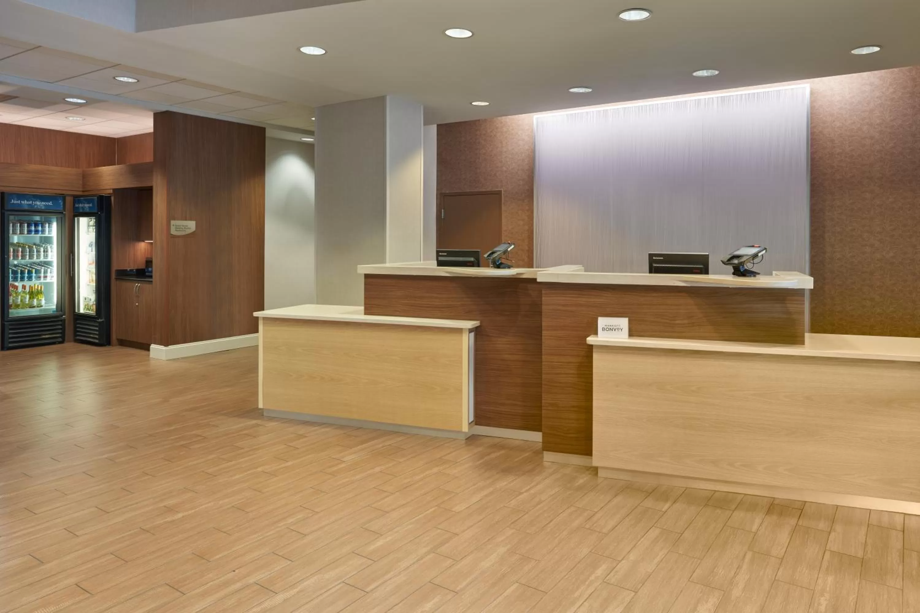 Lobby or reception in Fairfield Inn & Suites by Marriott Orlando International Drive/Convention Center