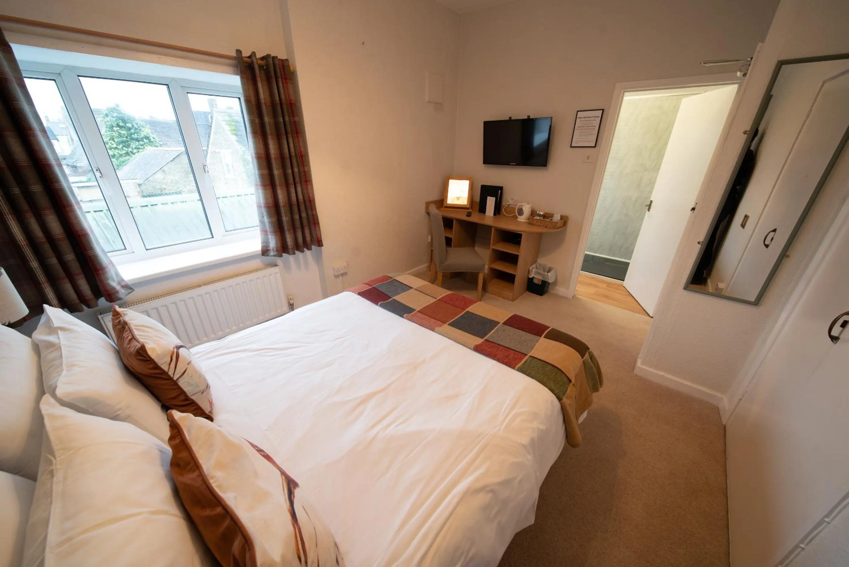 Bed in White Hart Hotel