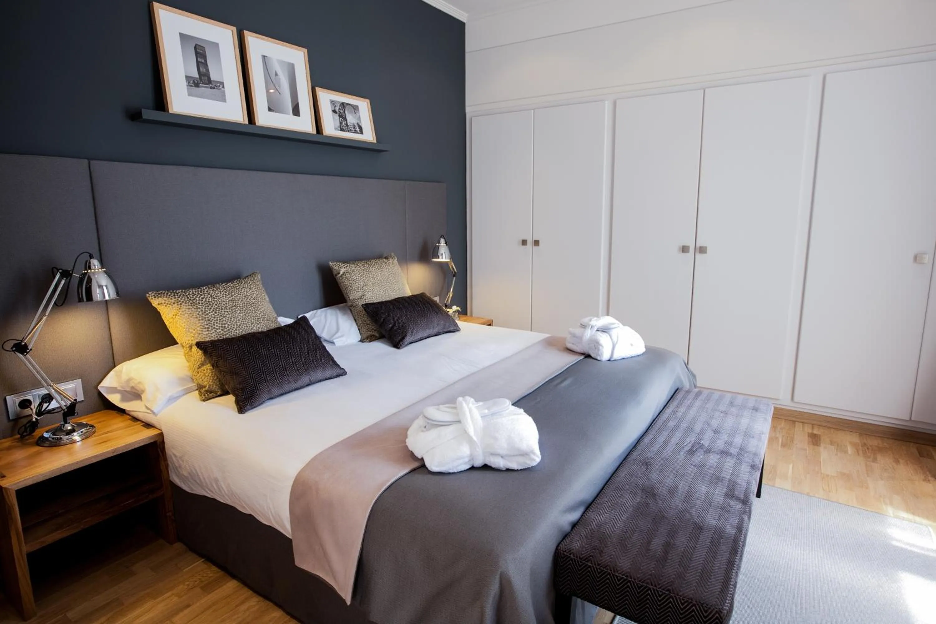 Bedroom, Bed in Apartments Sixtyfour