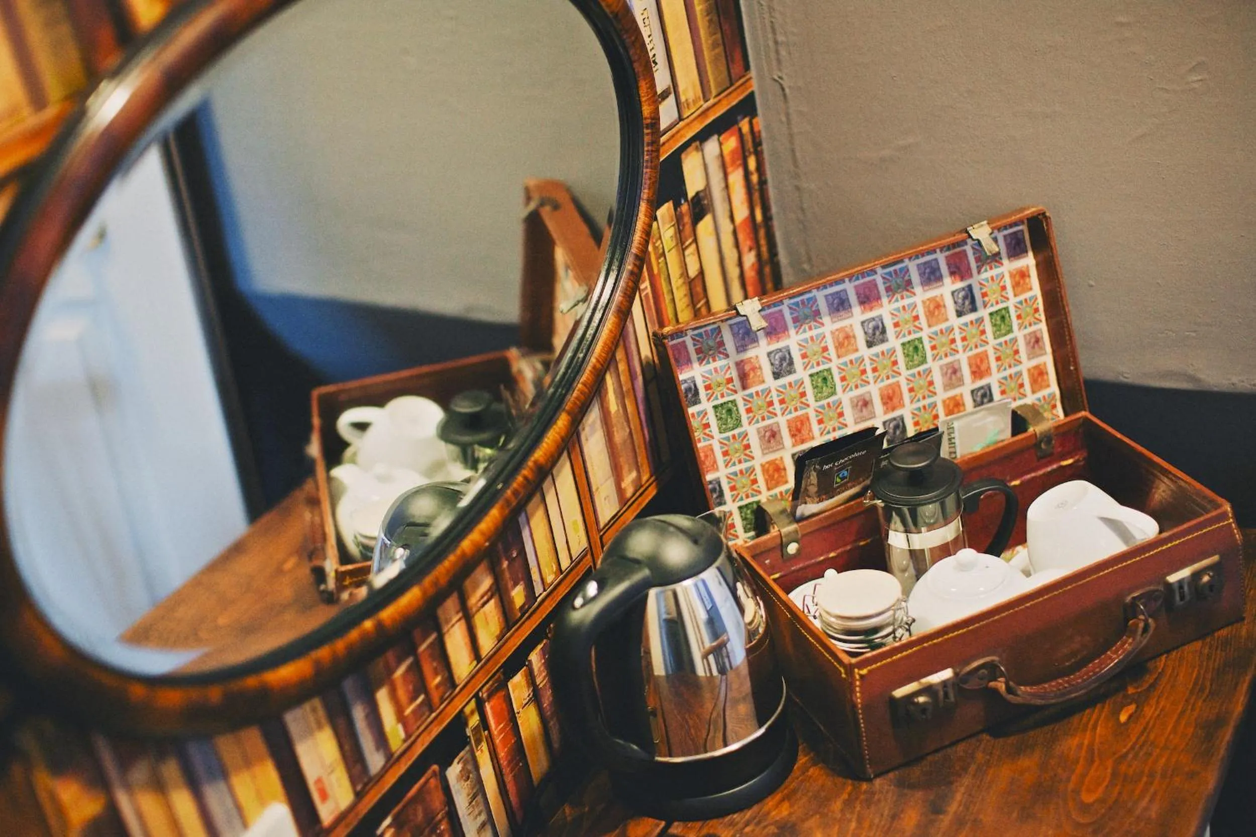 Coffee/tea facilities, Bed in Rum Doodle, Windermere B&B