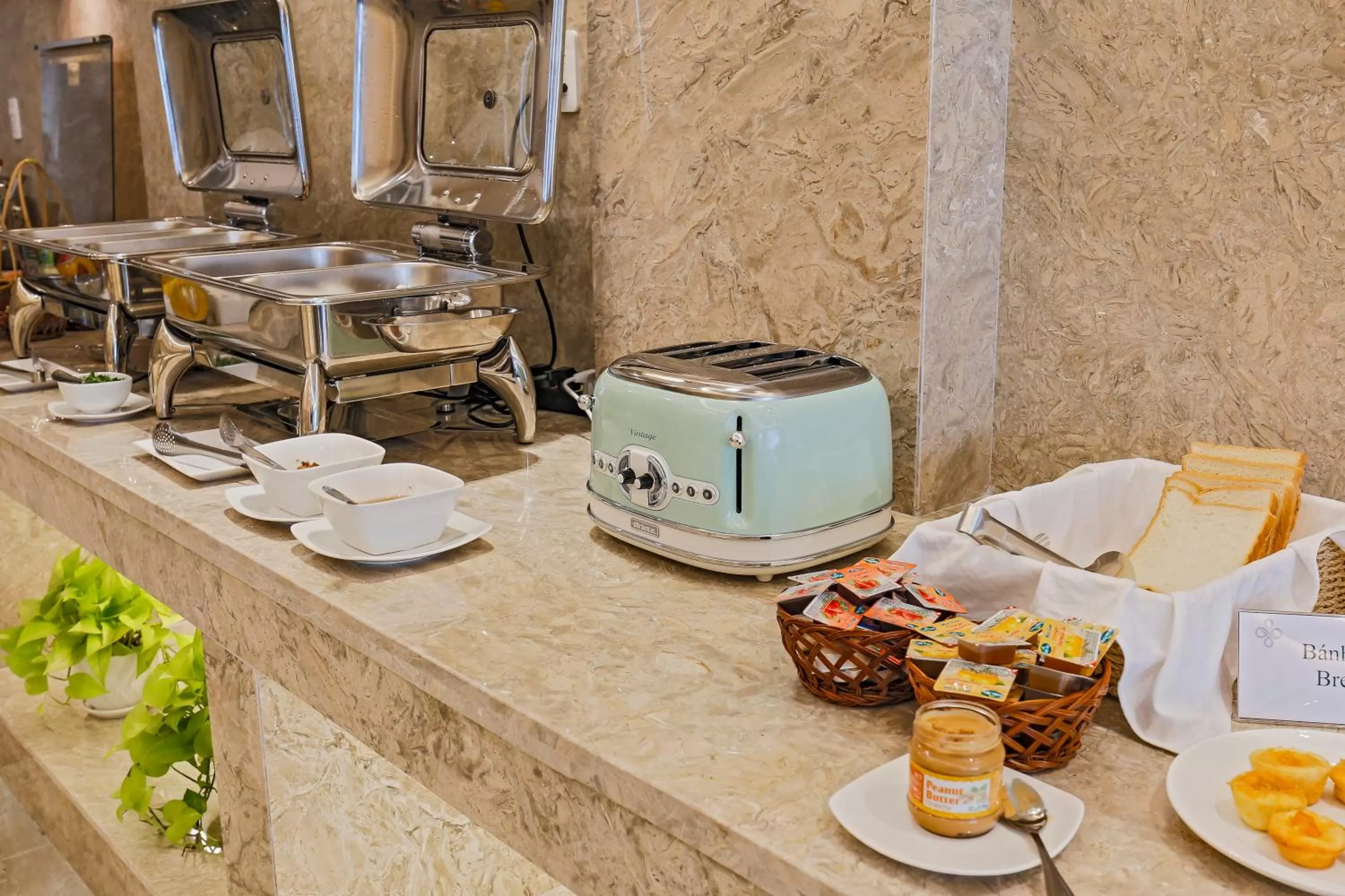 Breakfast in Hoang Lan Hotel