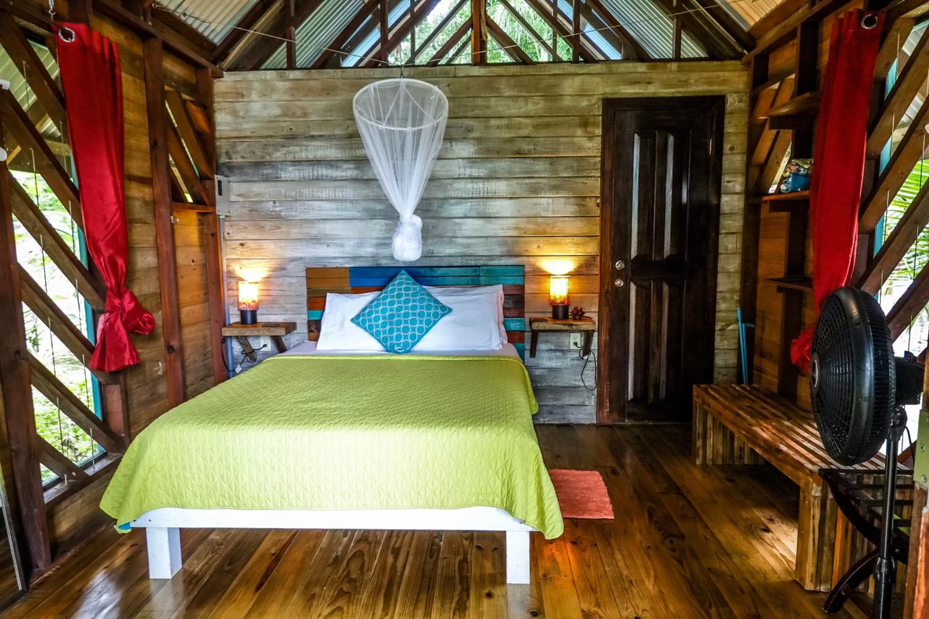 Bed in Surf Break at Paunch