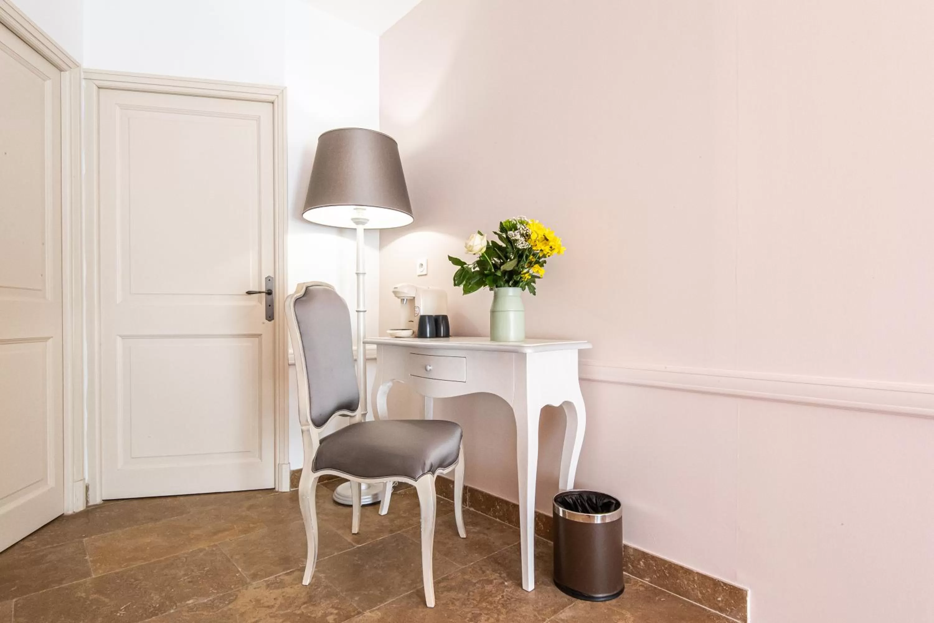 Patio in Hôtel Mas Valentine