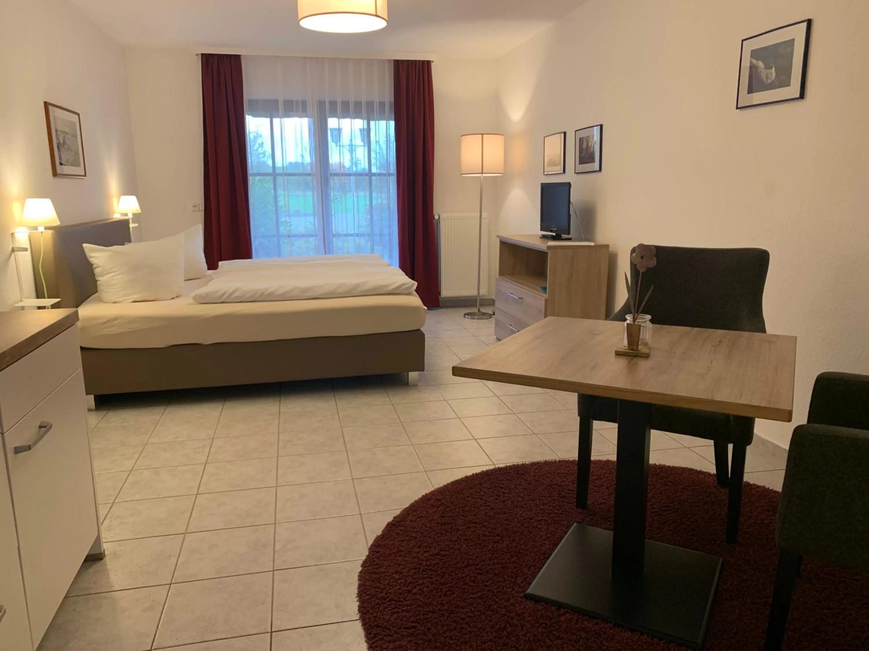 Photo of the whole room in Mare Balticum