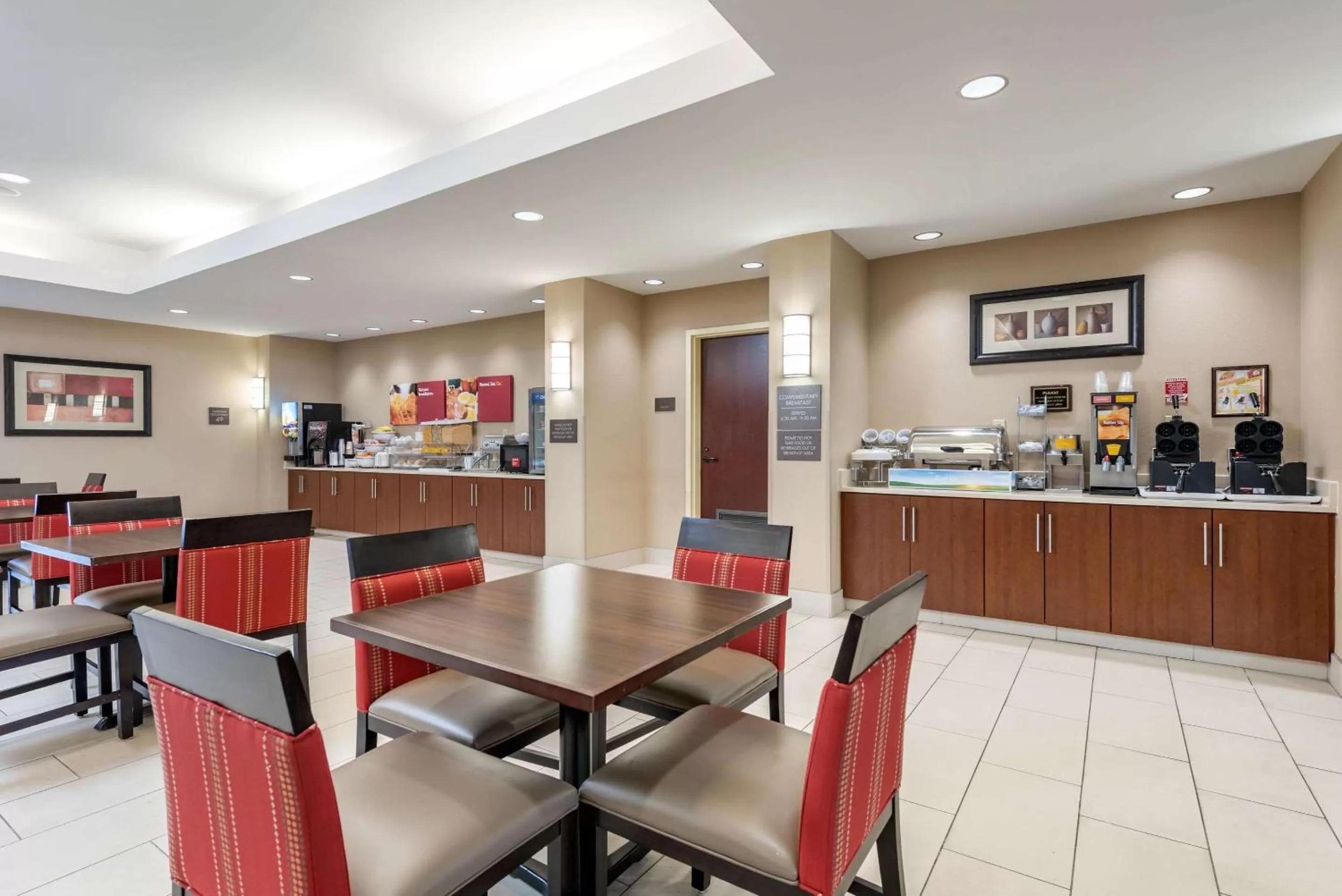 Restaurant/places to eat in Holiday Inn Express & Suites Hebron - Cincinnati Airport by IHG