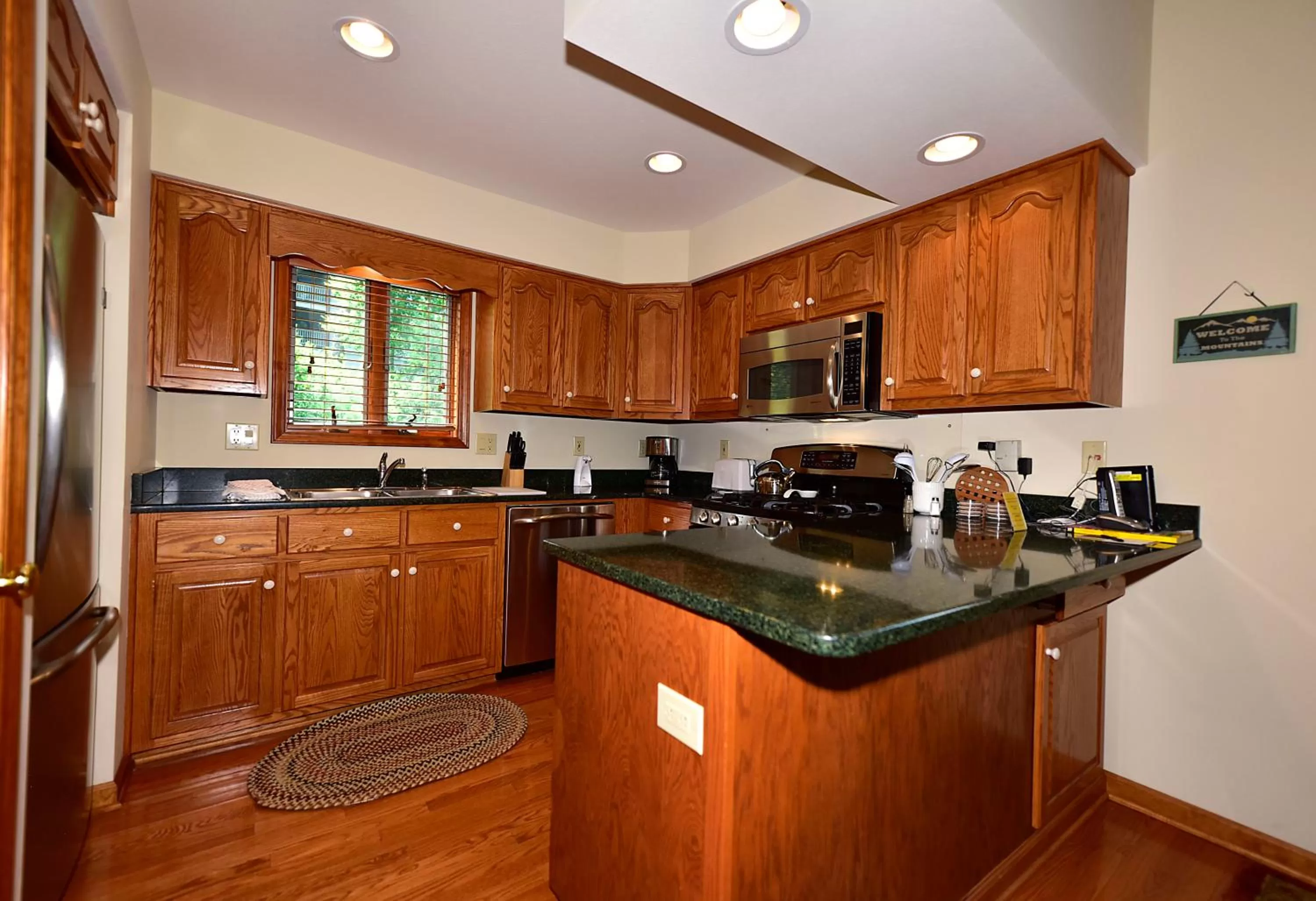 Kitchen or kitchenette in Chetola Resort Condominiums