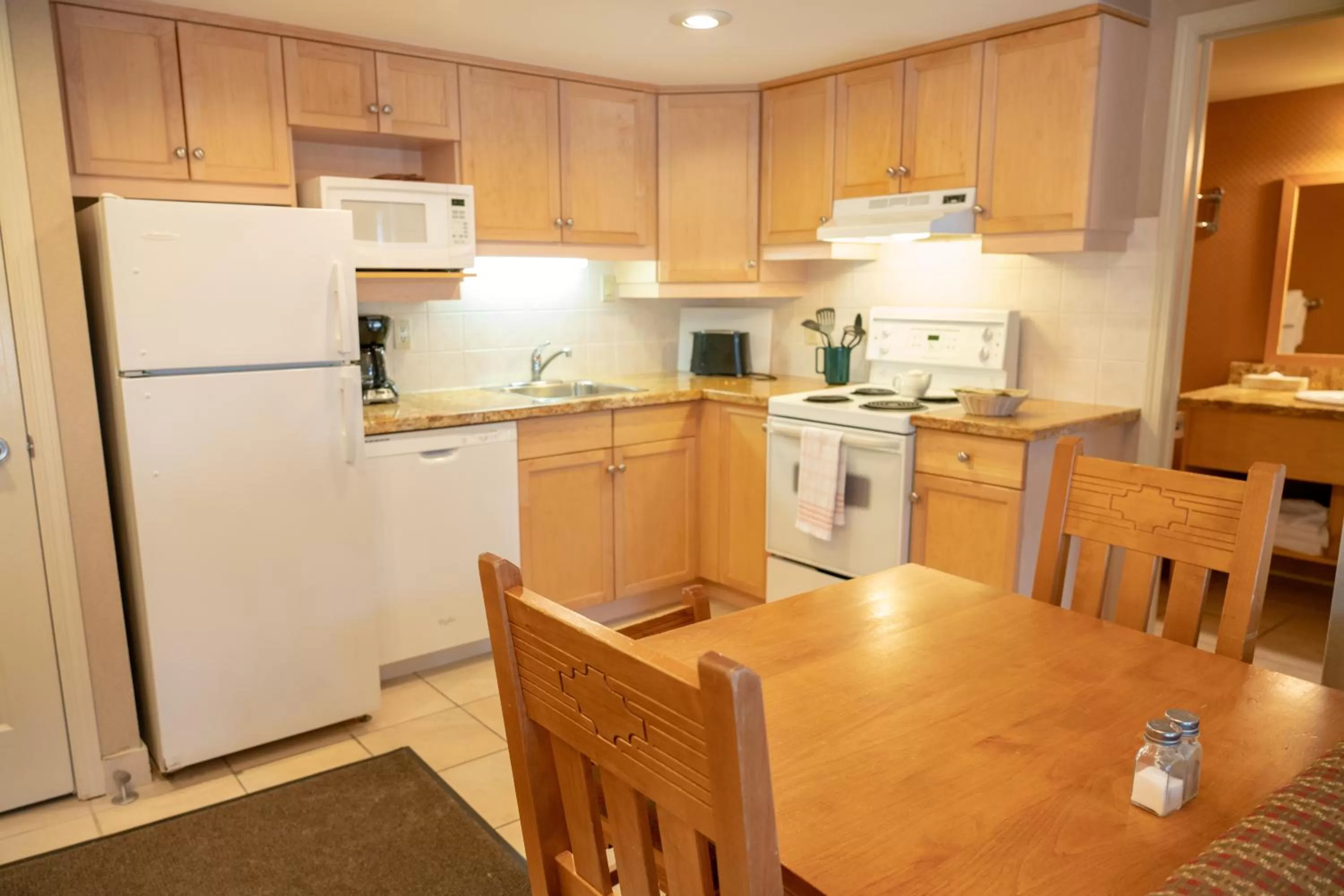 Kitchen or kitchenette in Banff Rocky Mountain Resort