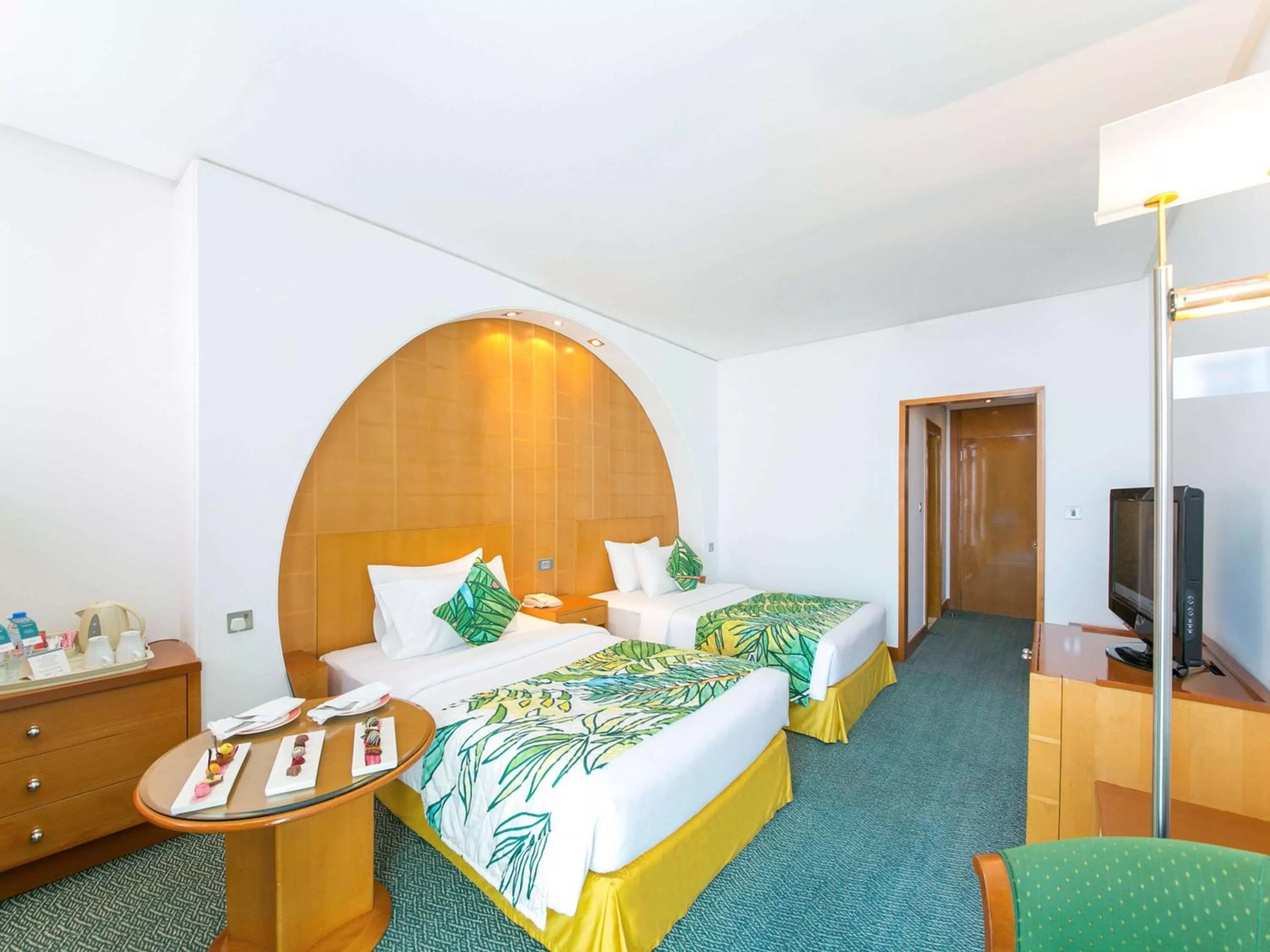 Photo of the whole room, Bed in Oryx Grand Hotel Jebel Hafeet