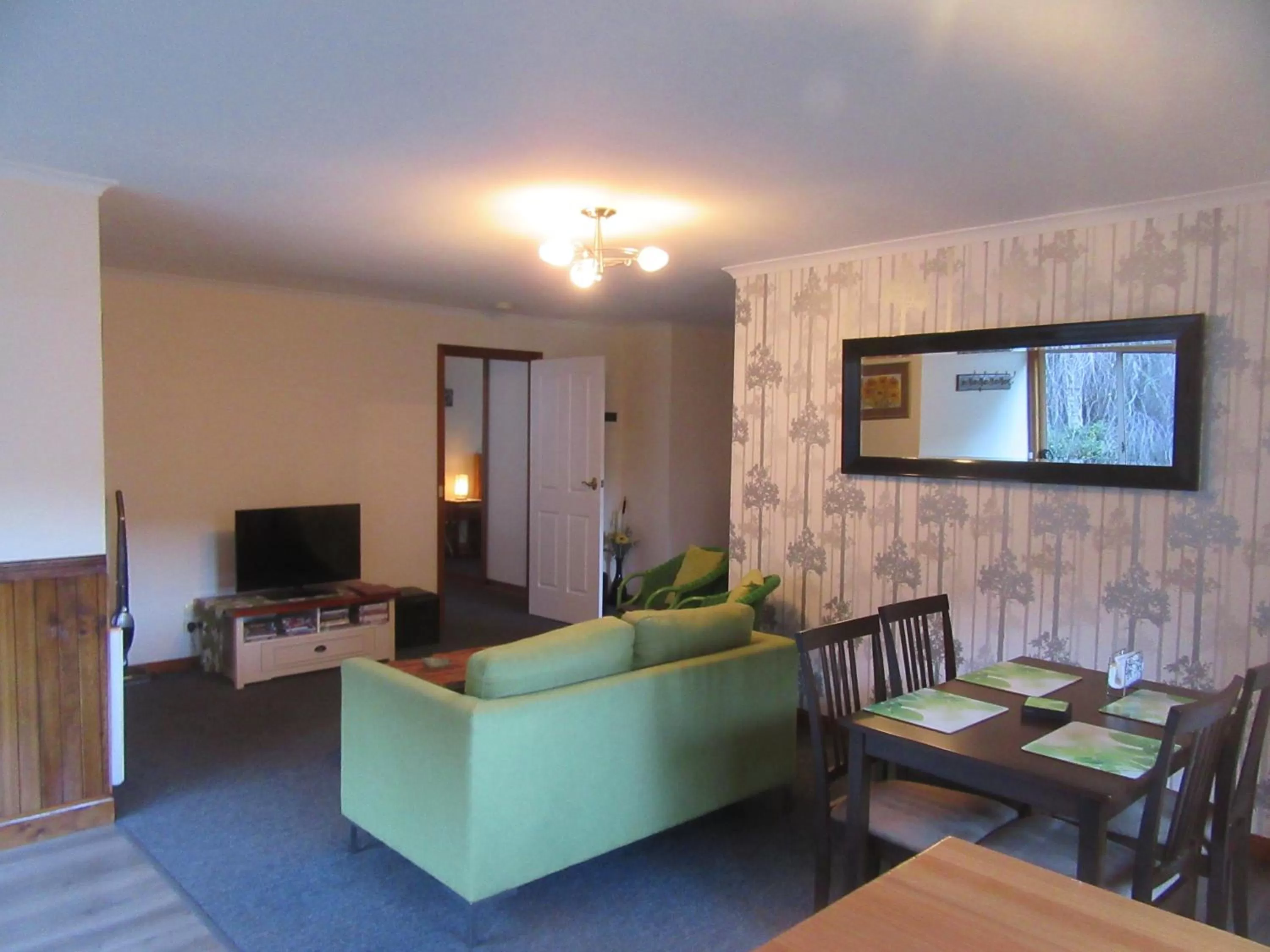 Living room, Seating Area in Sherwood View Accommodation