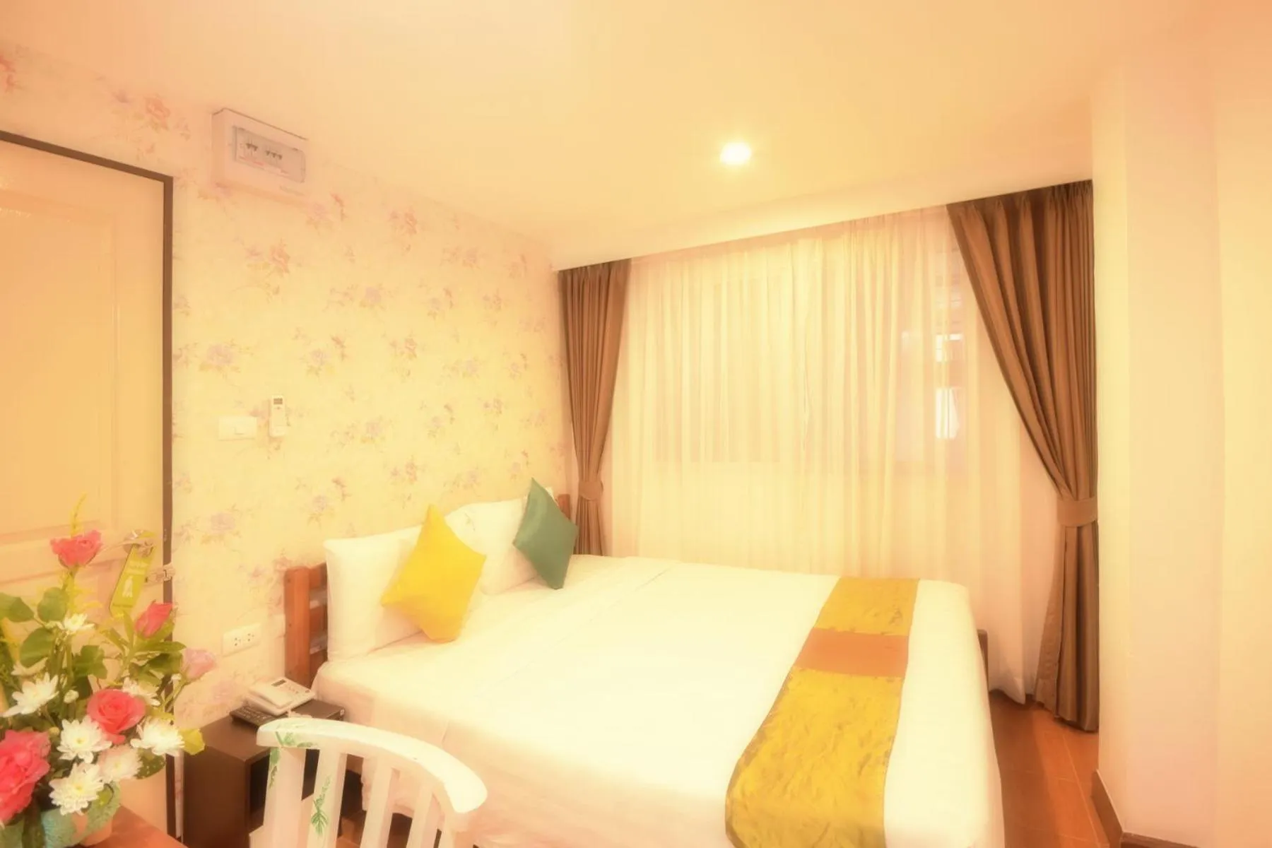 Bed in Blissotel Ratchada