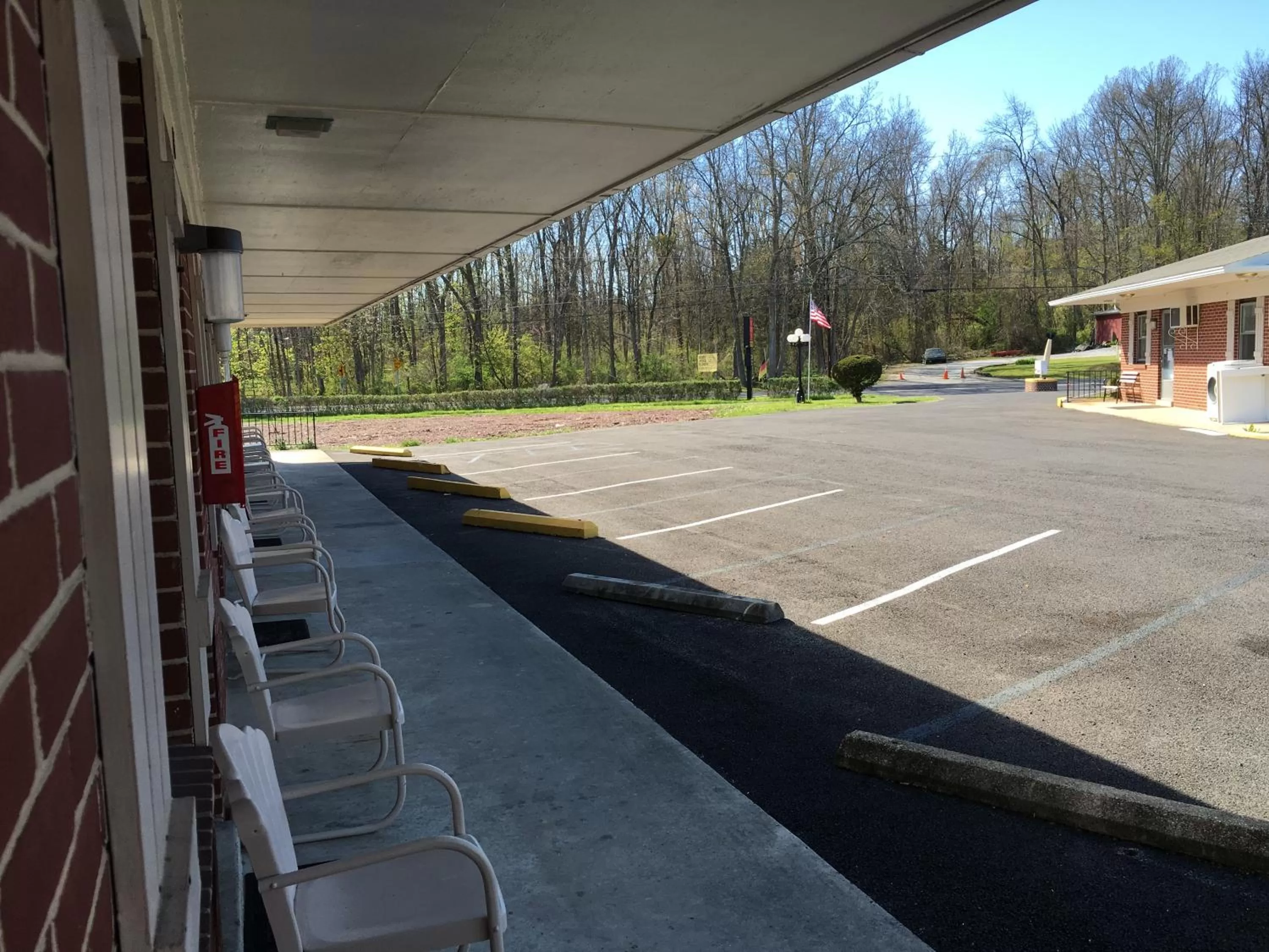 Patio in Red Carpet Inn - Gettysburg