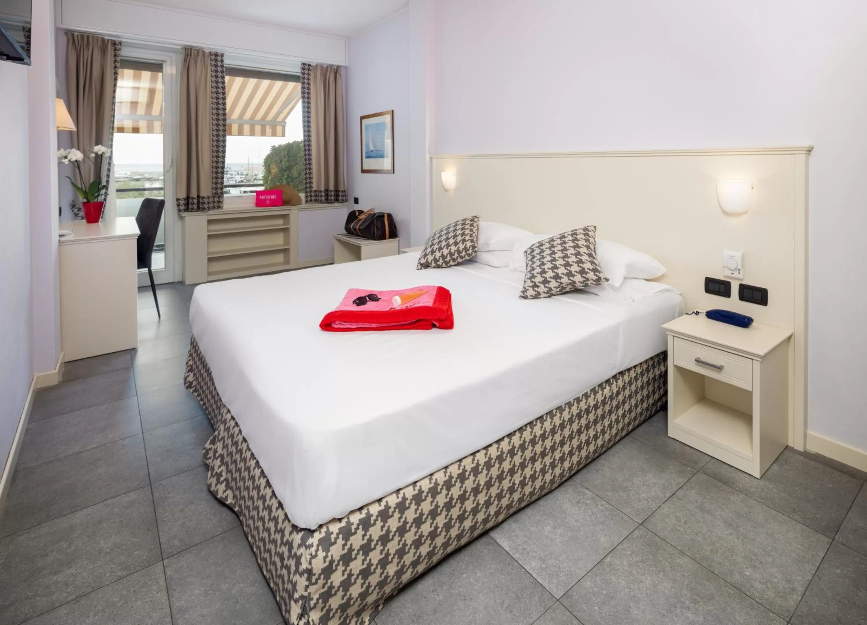 Bedroom, Bed in Hotel Laurin