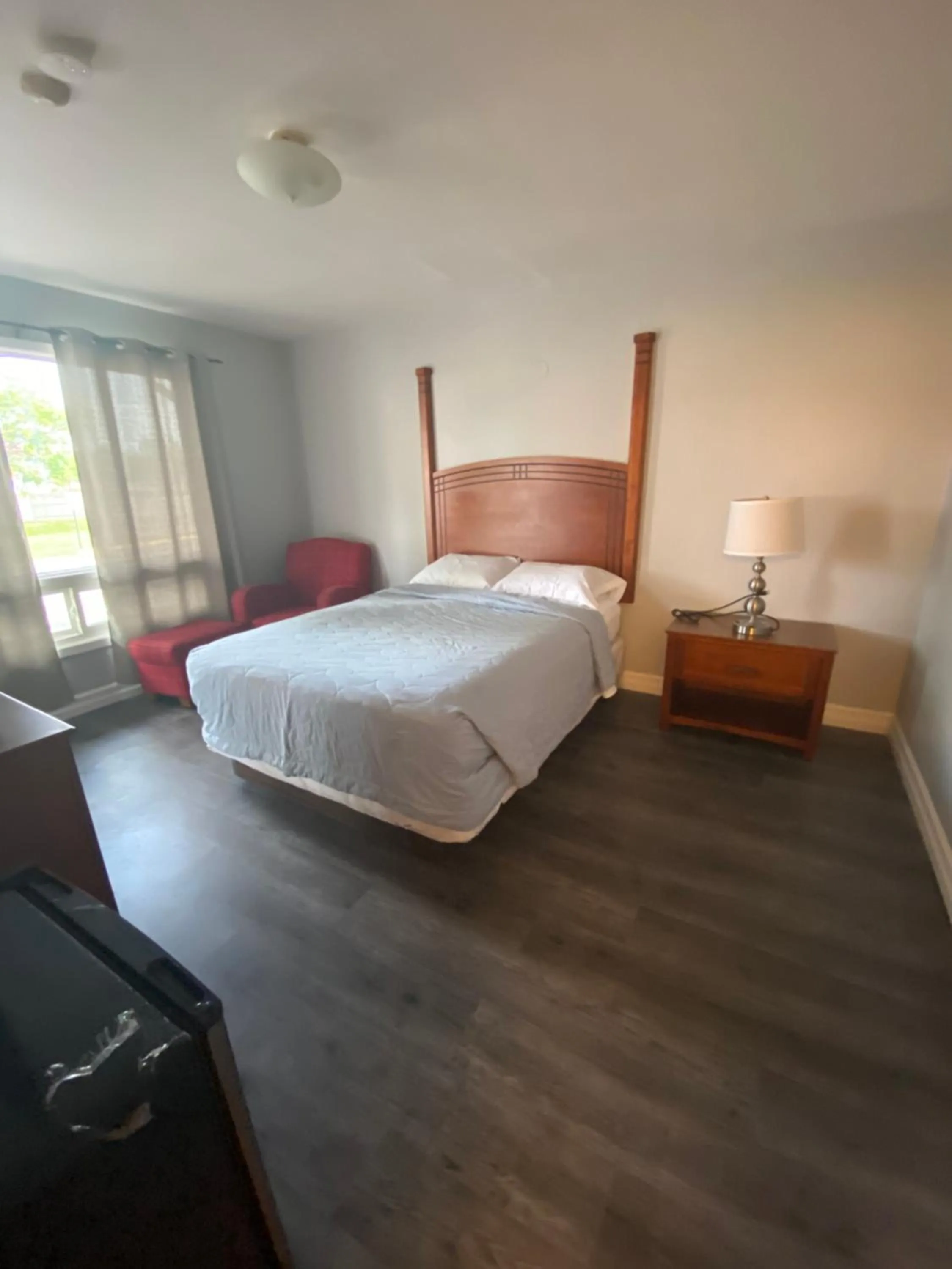 Bedroom, Bed in Studio 1 Motel