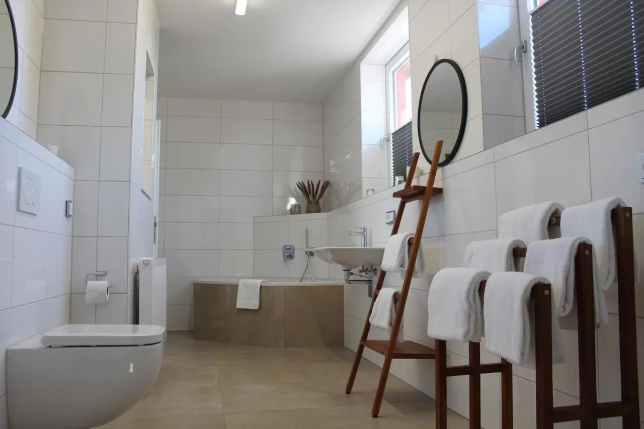 Bathroom in Bodensee-Hotel Sonnenhof