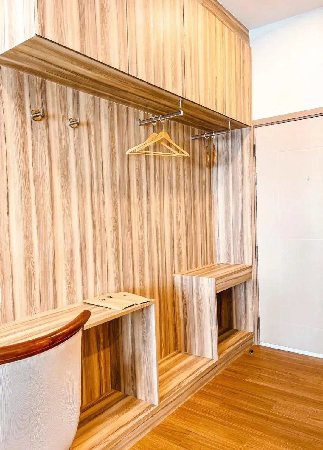 wardrobe in Sukruethai Hotel Chiang Mai - โรงแรมสุขฤทัย เชียงใหม่