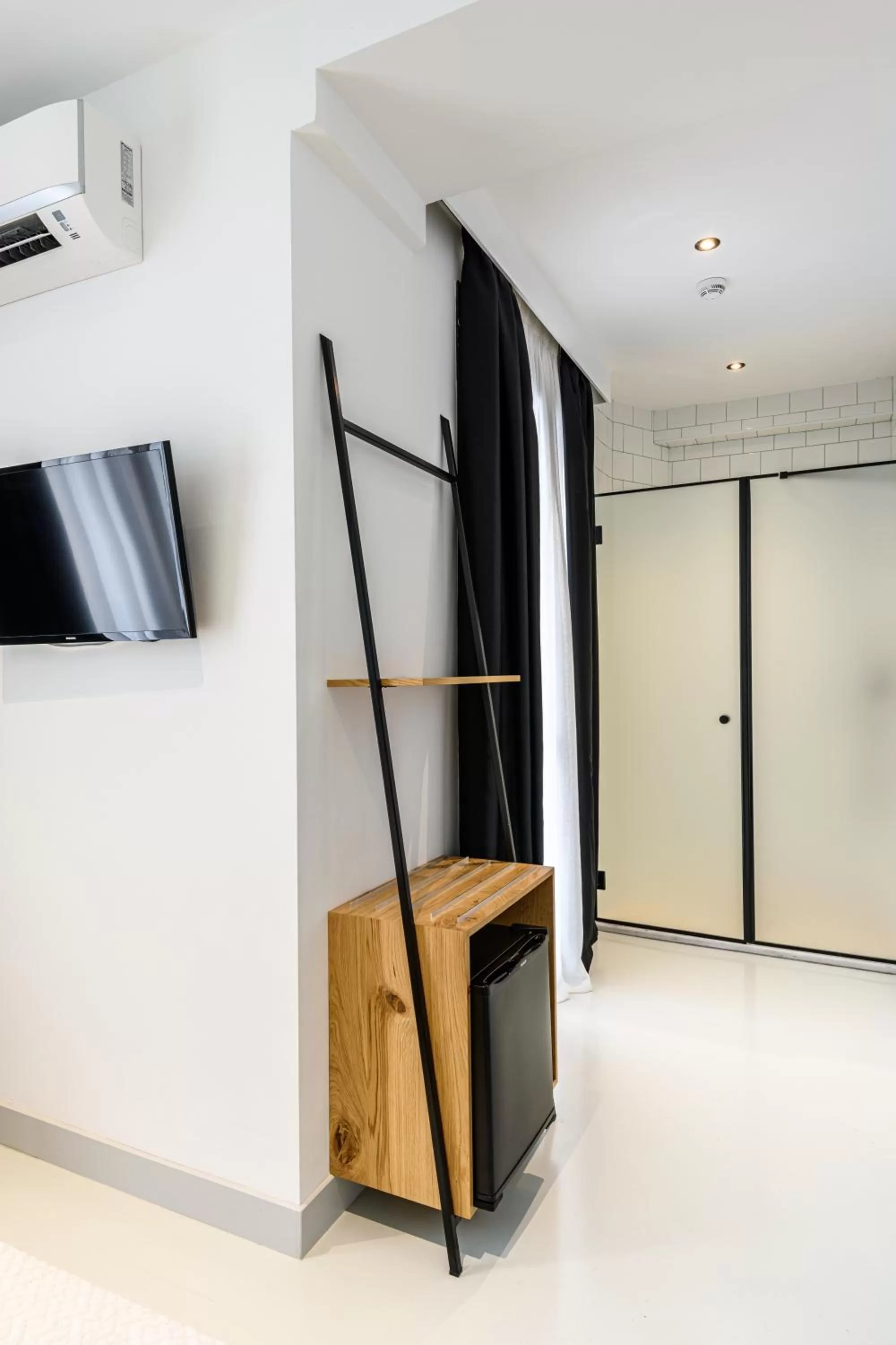 TV and multimedia in Mosaikon