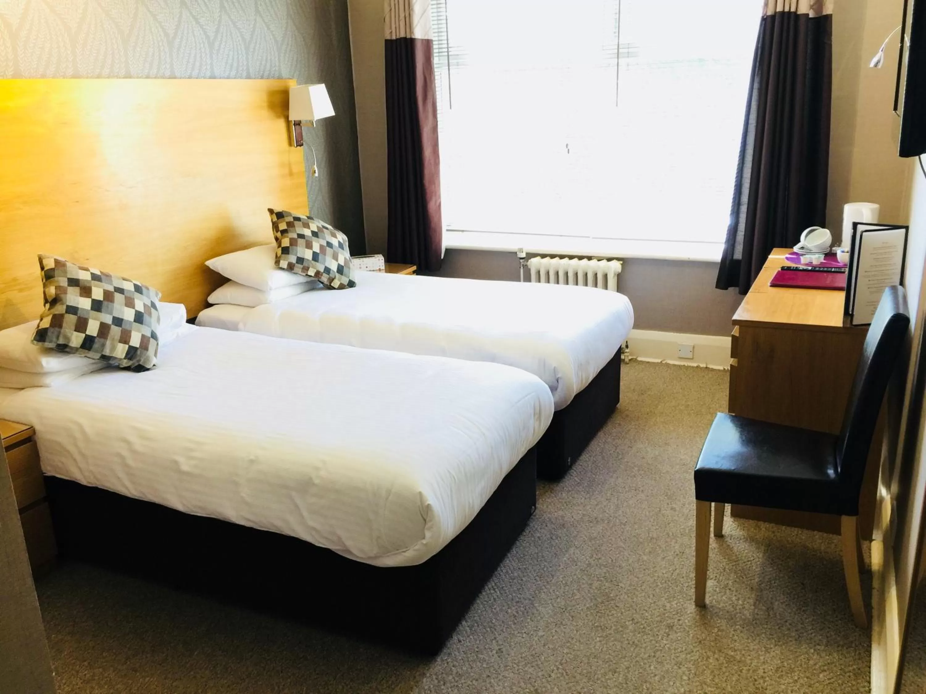 Bed in Hotel Celebrity Bournemouth East Cliff by Villare hotels