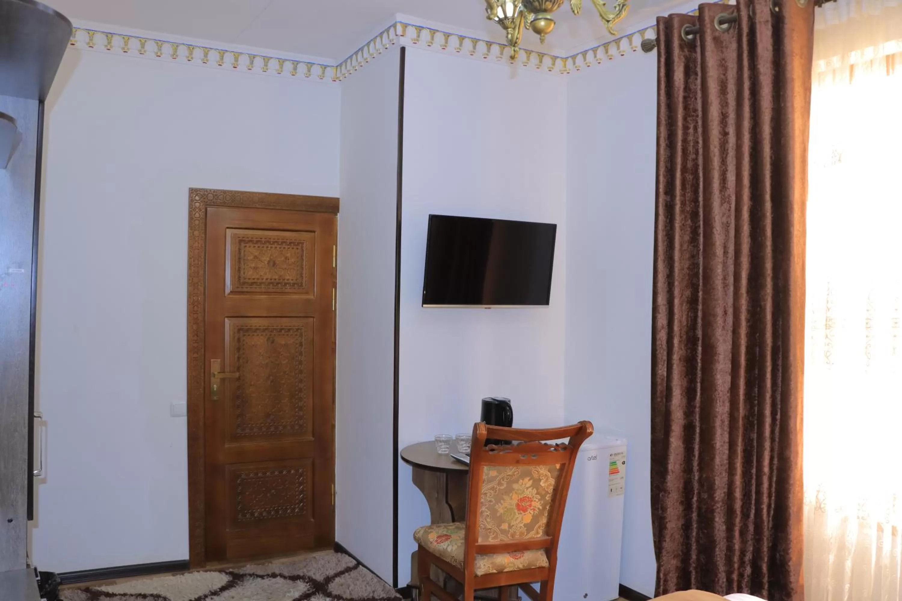 TV and multimedia in Bukhara Baraka Boutique Hotel