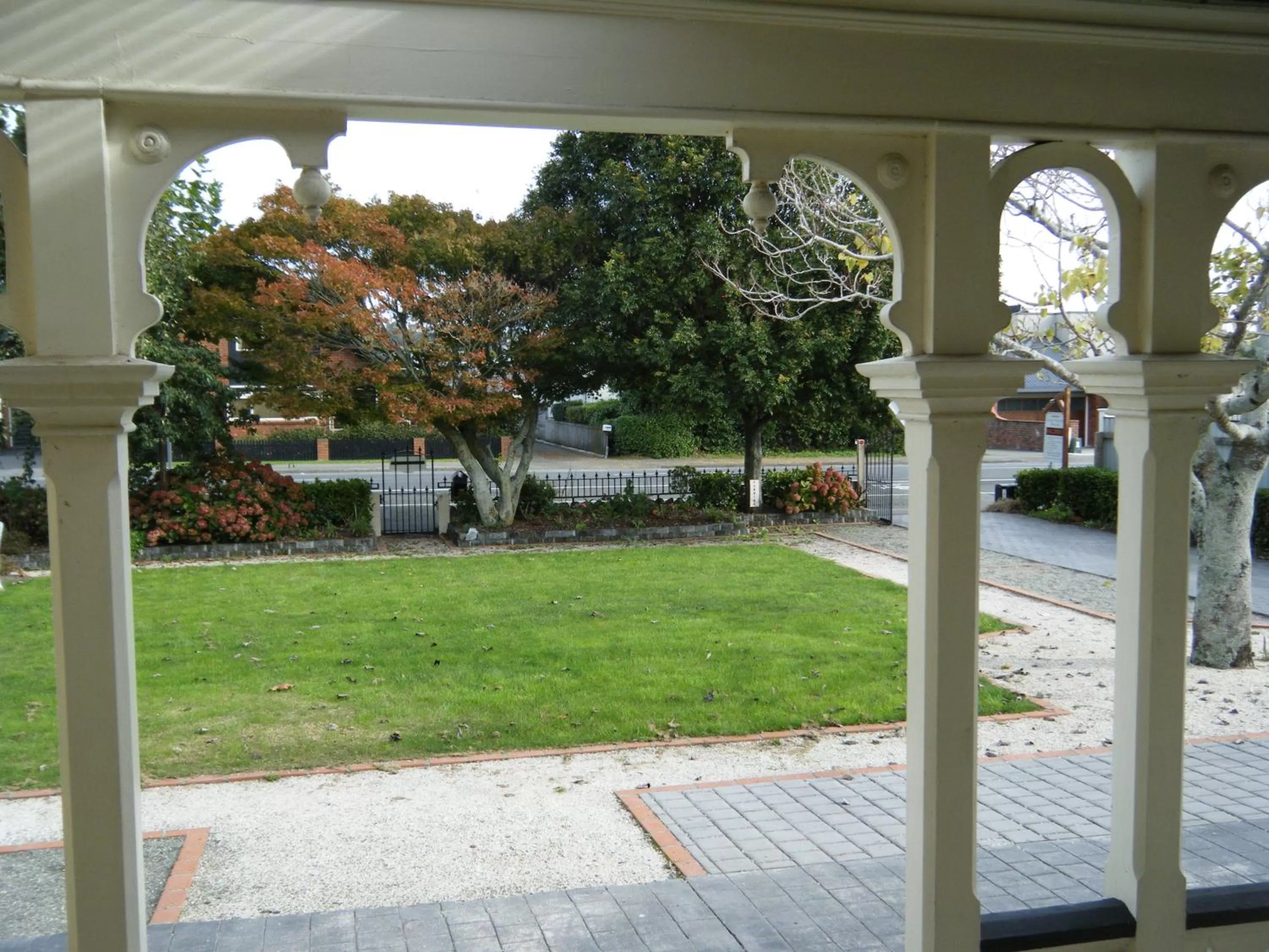 Day in Collingwood Manor