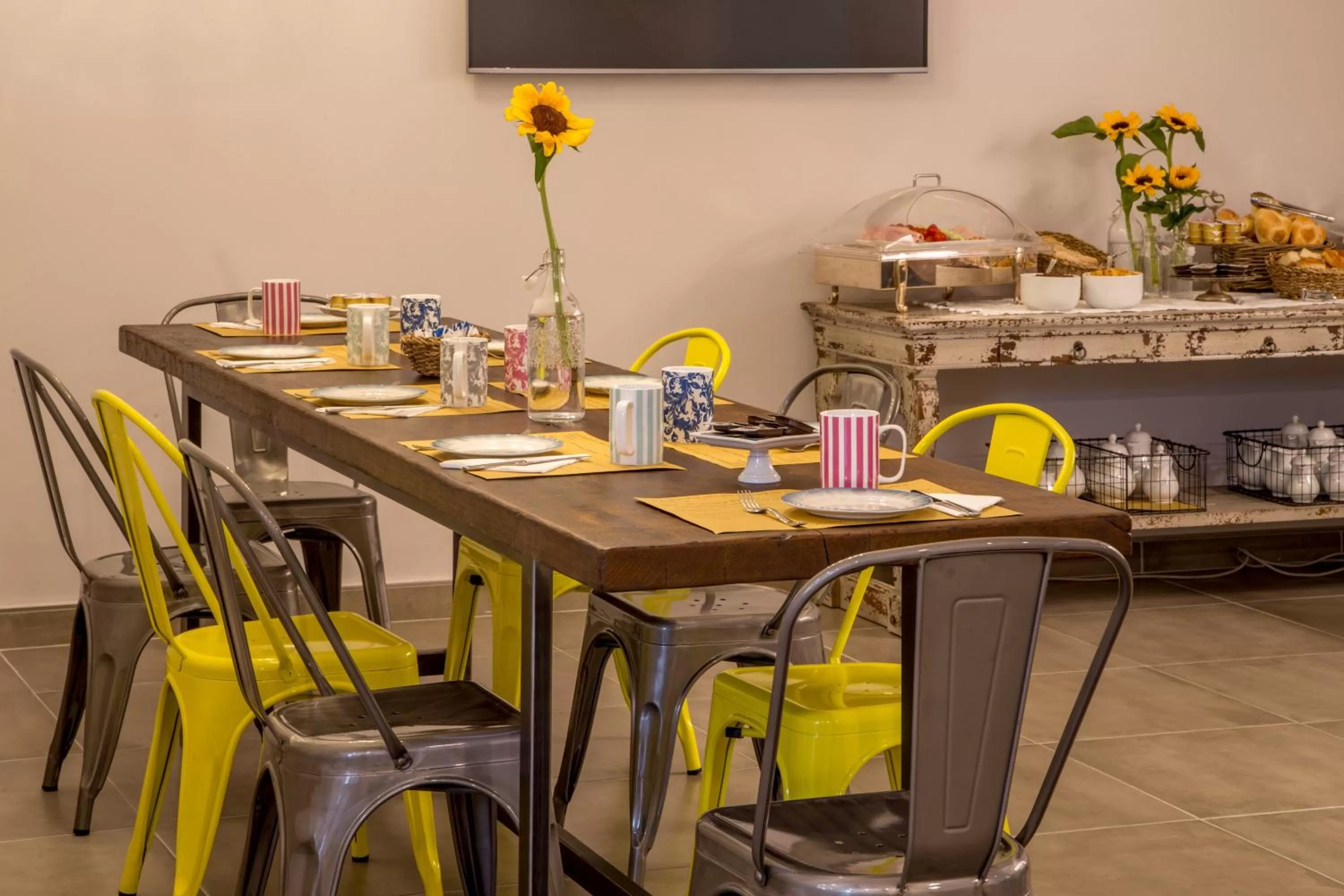 Buffet breakfast in Urban Garden Hotel