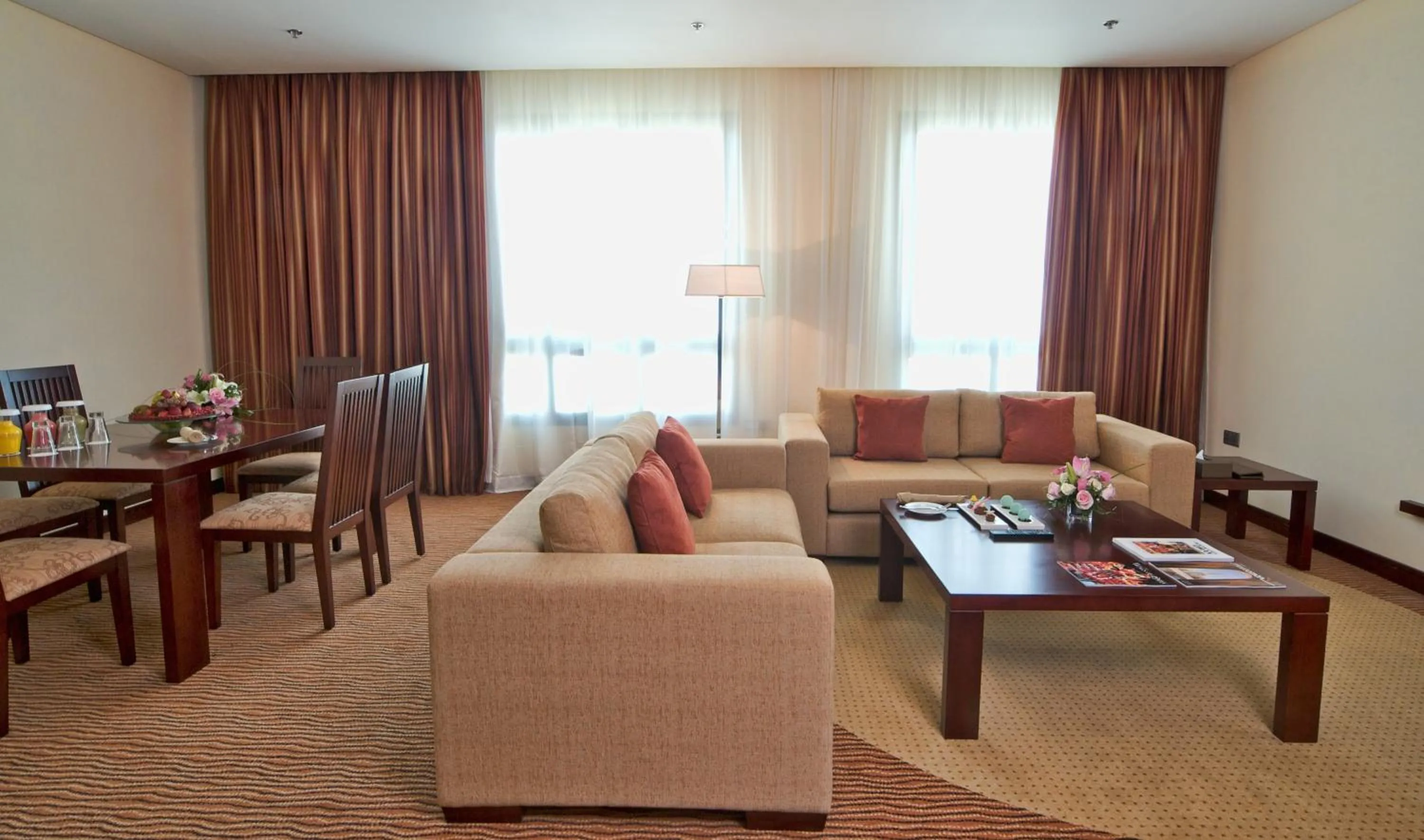 Living room in City Seasons Hotel & Suites Muscat