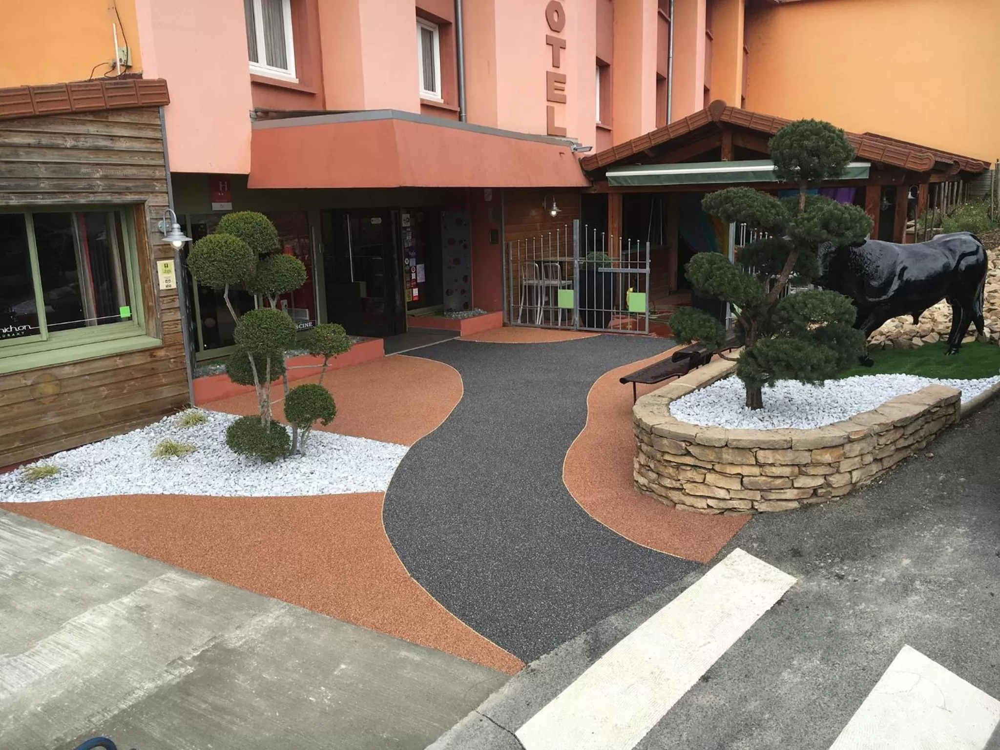 Logis Hôtel Burnichon