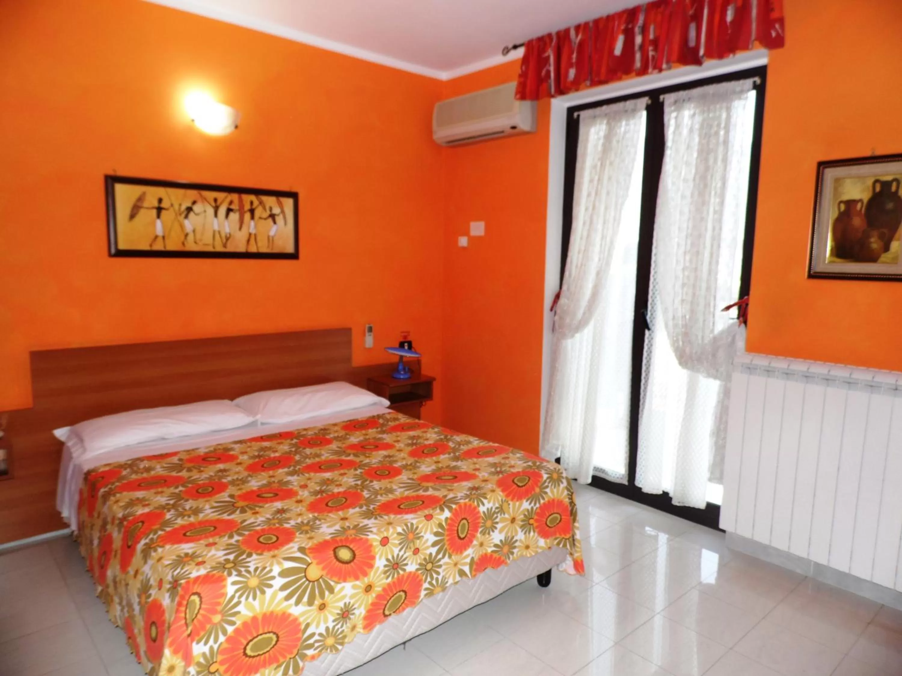 Double Room - single occupancy in Hotel Rosso Di Sera