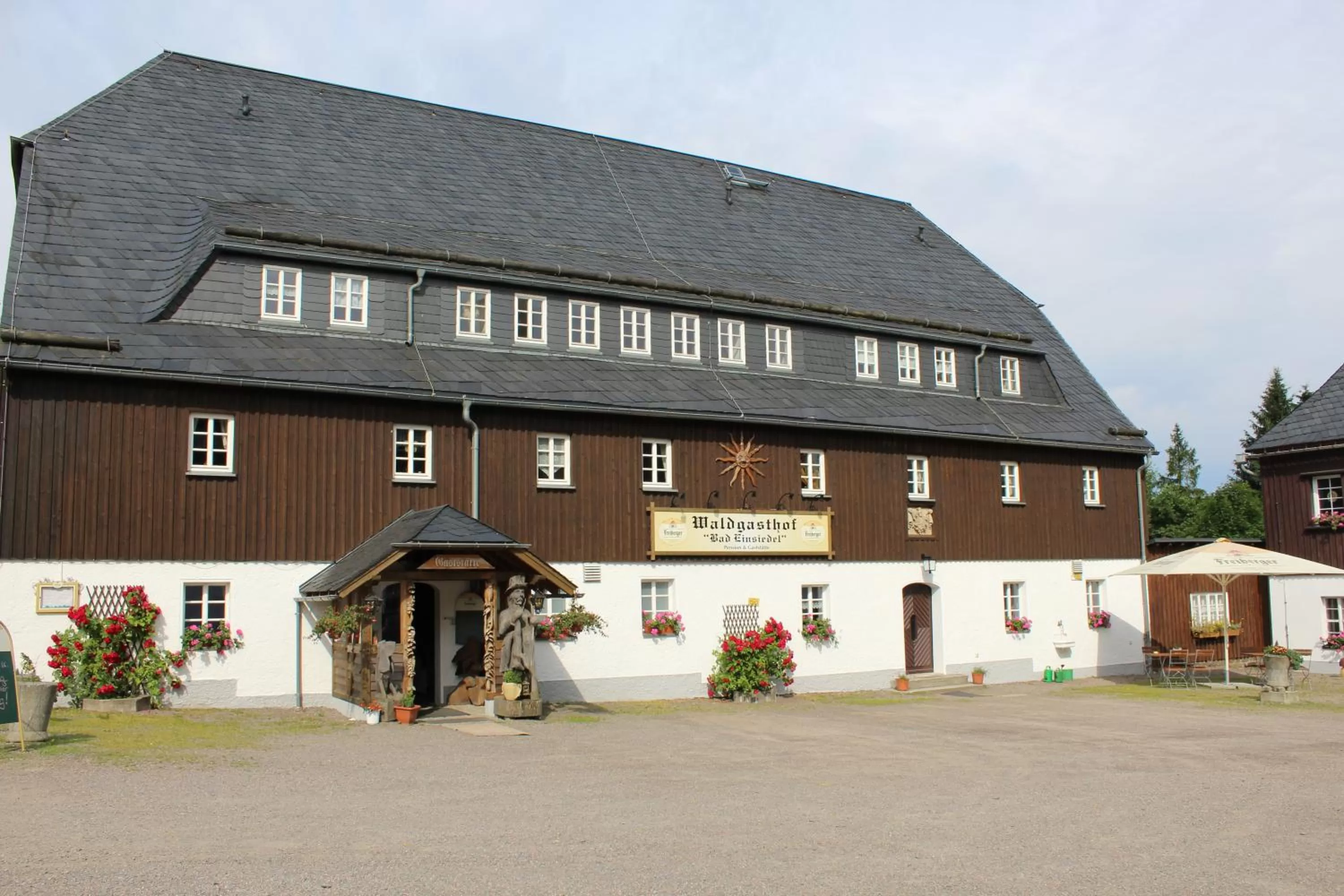Facade/entrance, Property Building in Waldgasthof Bad Einsiedel