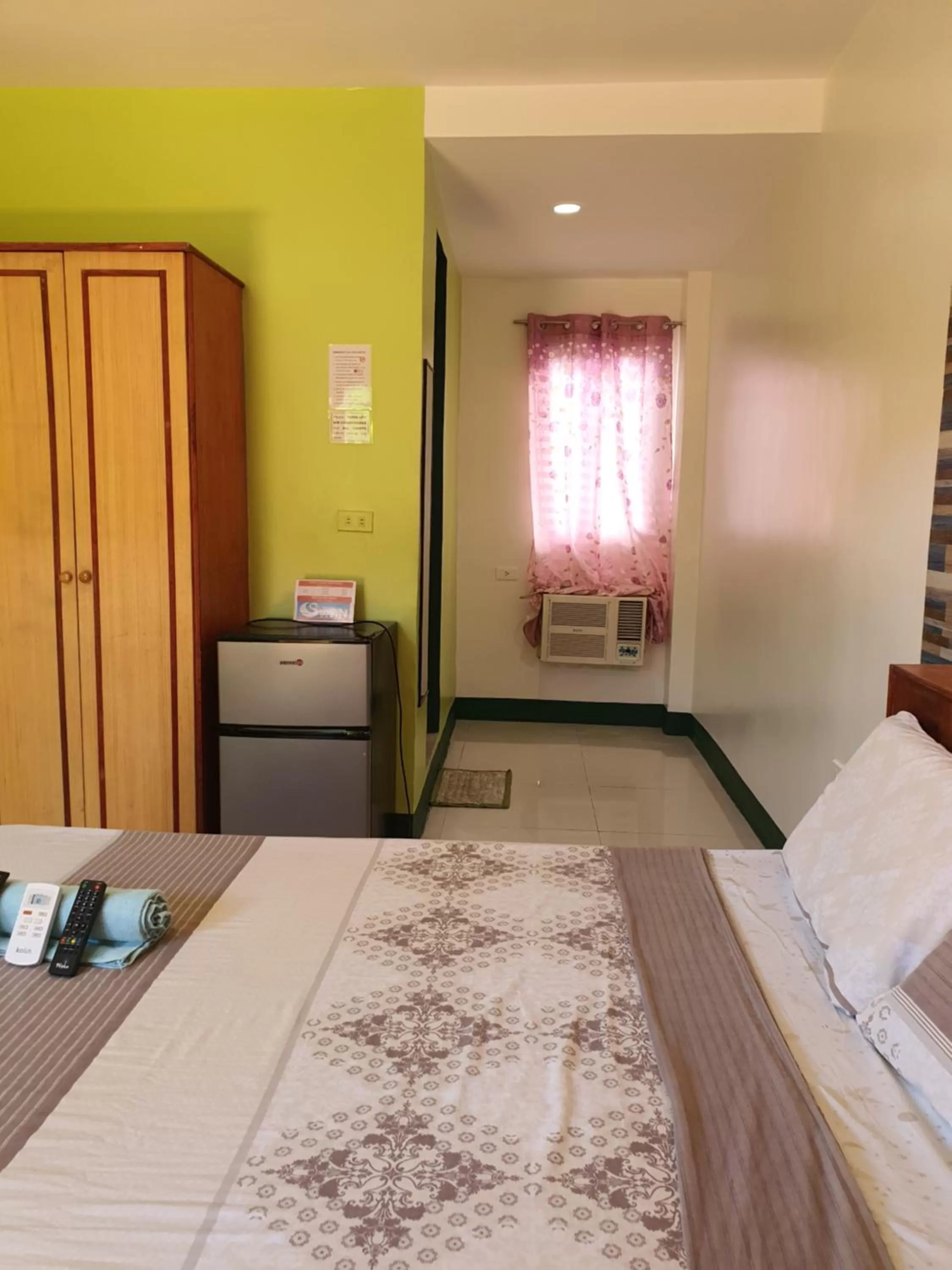 Bedroom, Bed in Aosmec Square Hotel